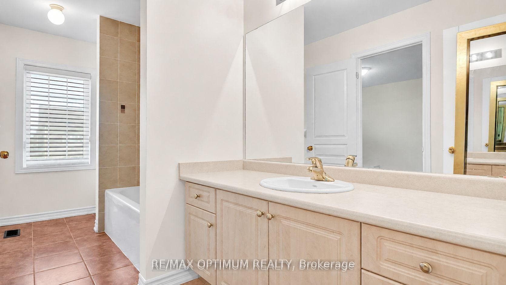 25 Walbrook Road — property photo
