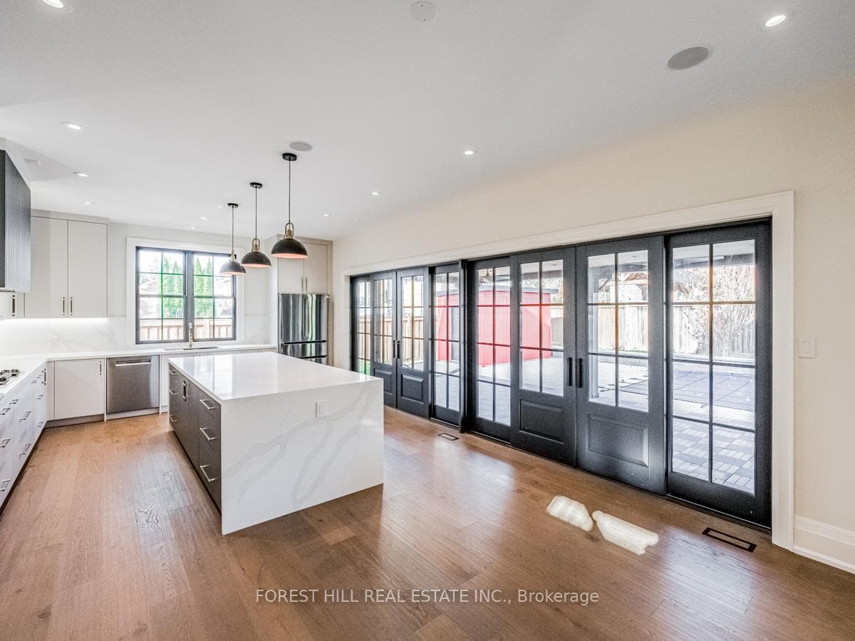 7089 Second Line — property photo