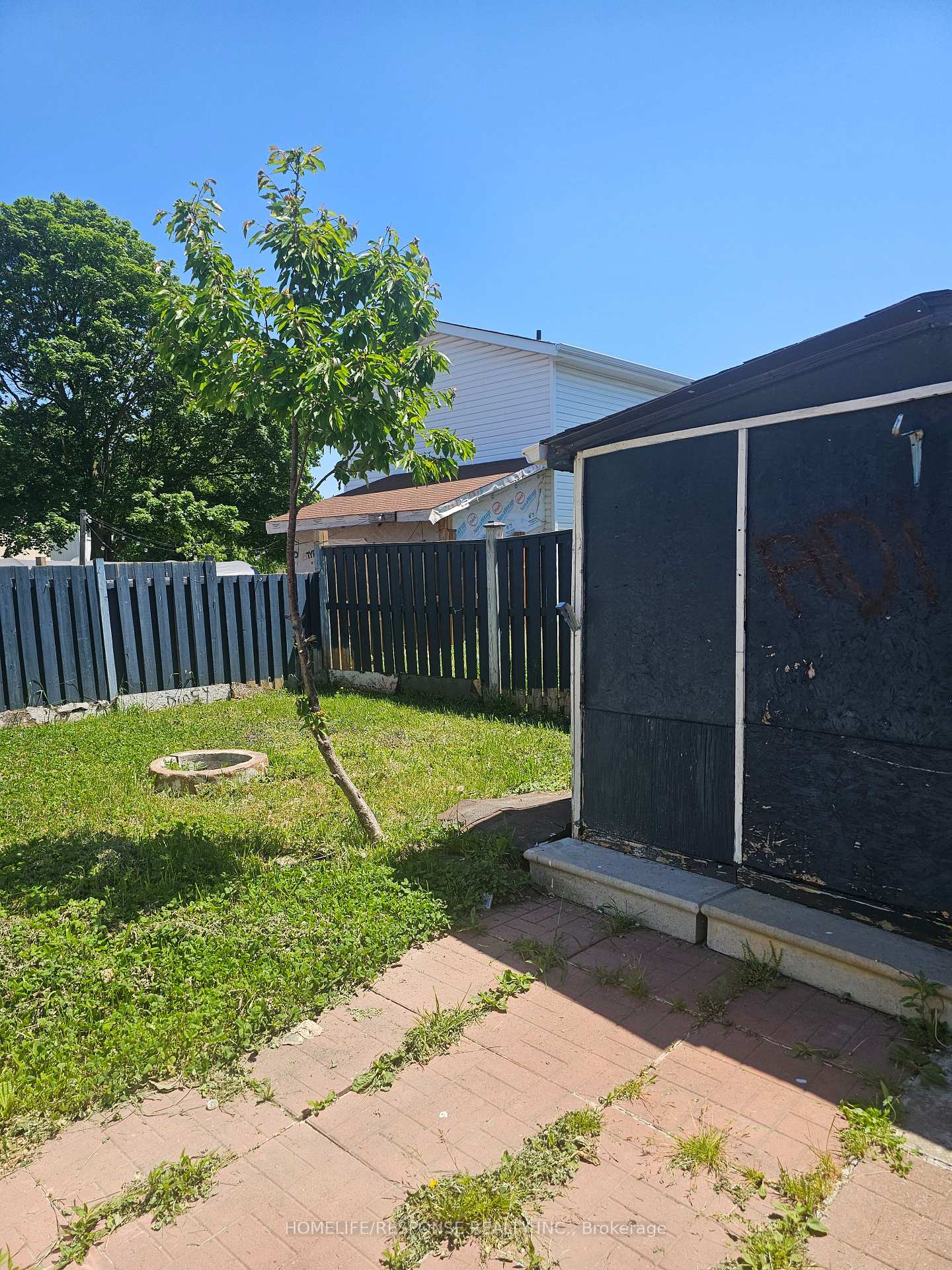 6 GOLD FINCH Court — property photo