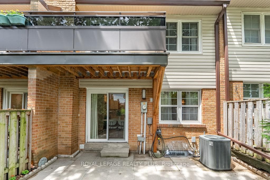 161- 2120 RATHBURN Road — property photo