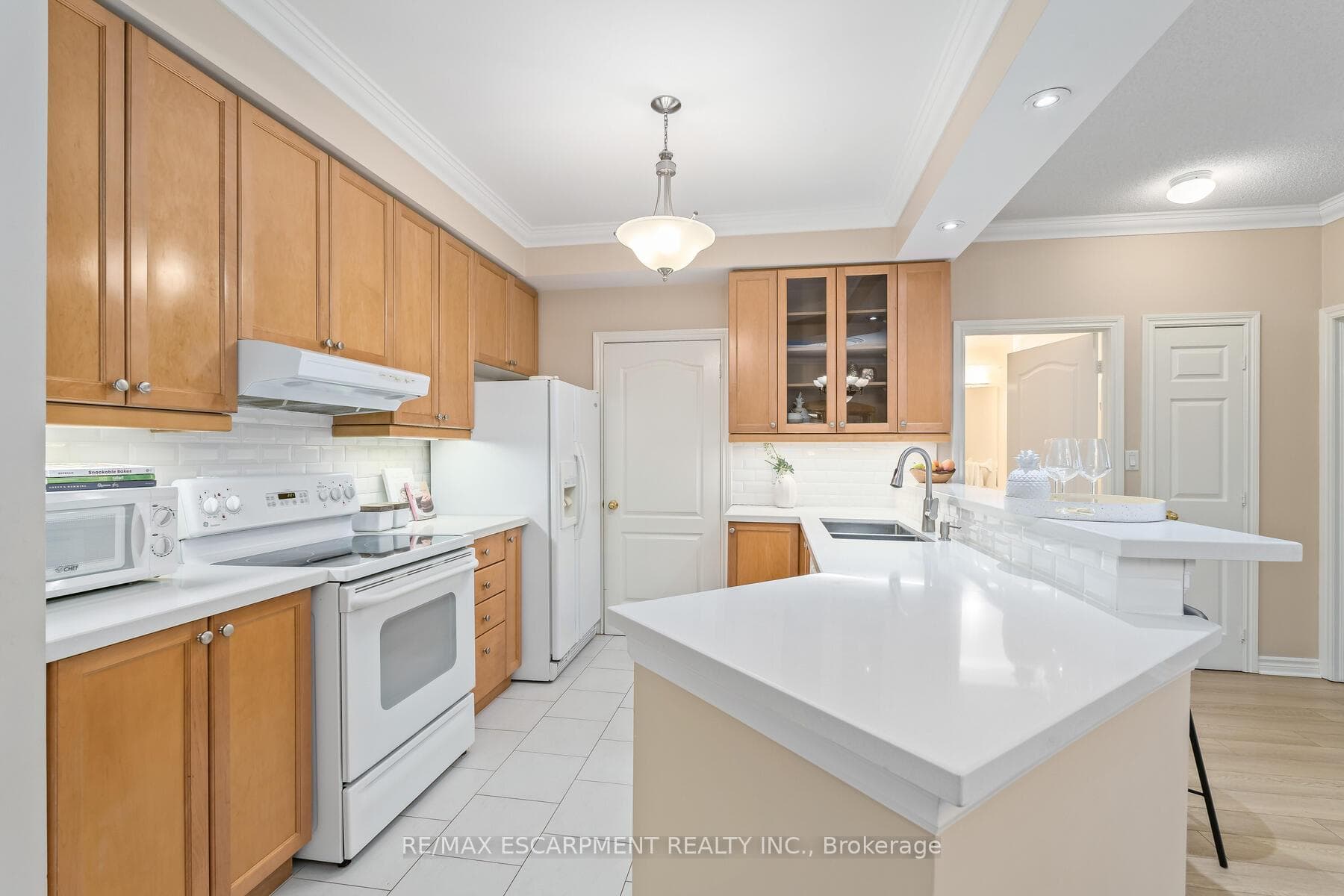 116- 3351 Cawthra Road — property photo
