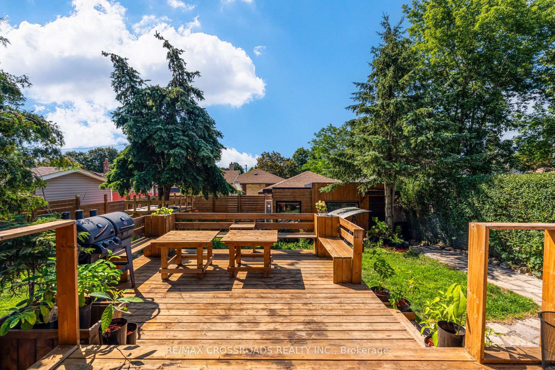 49 Clementine Square — property photo