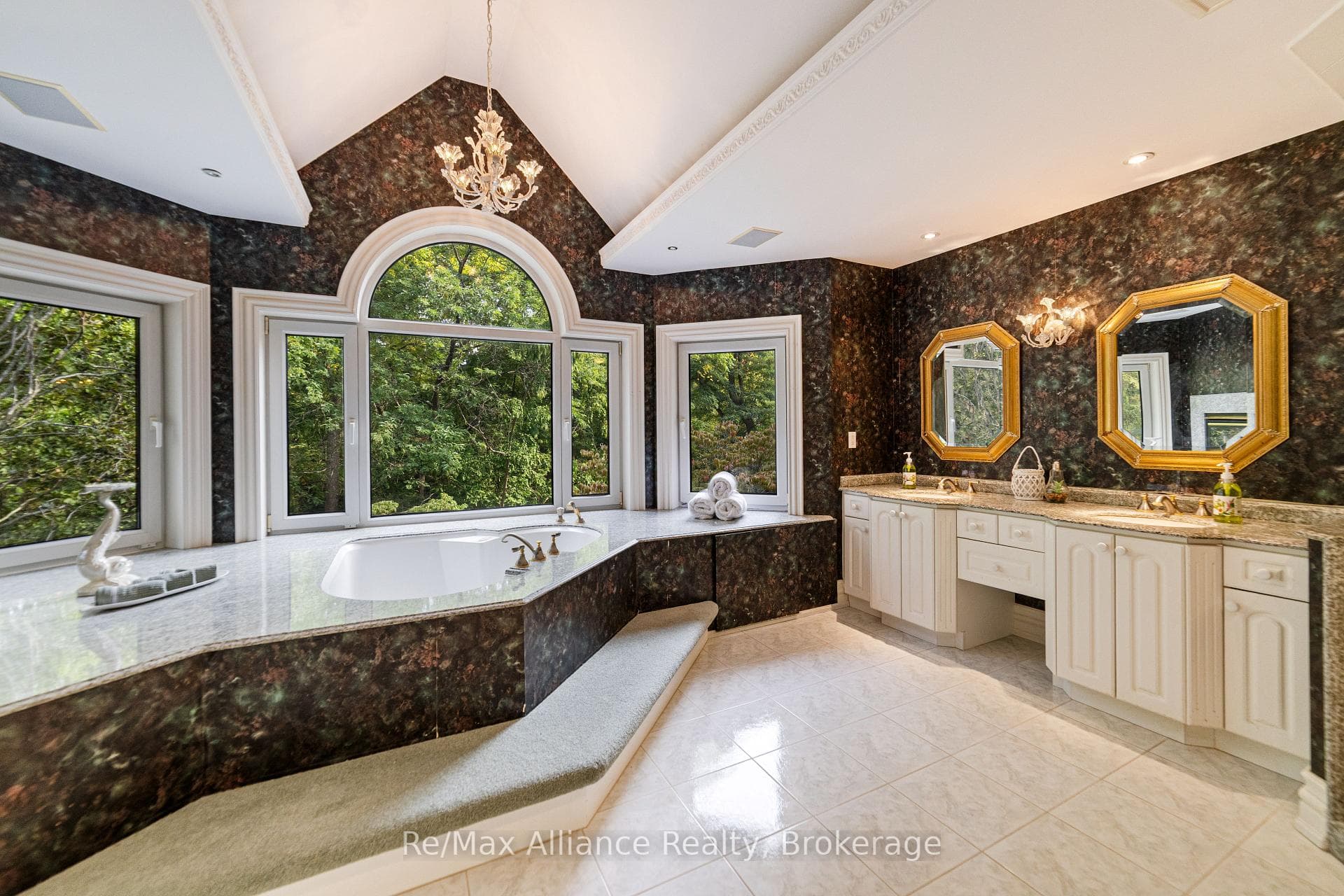 1024 Linbrook Road — property photo