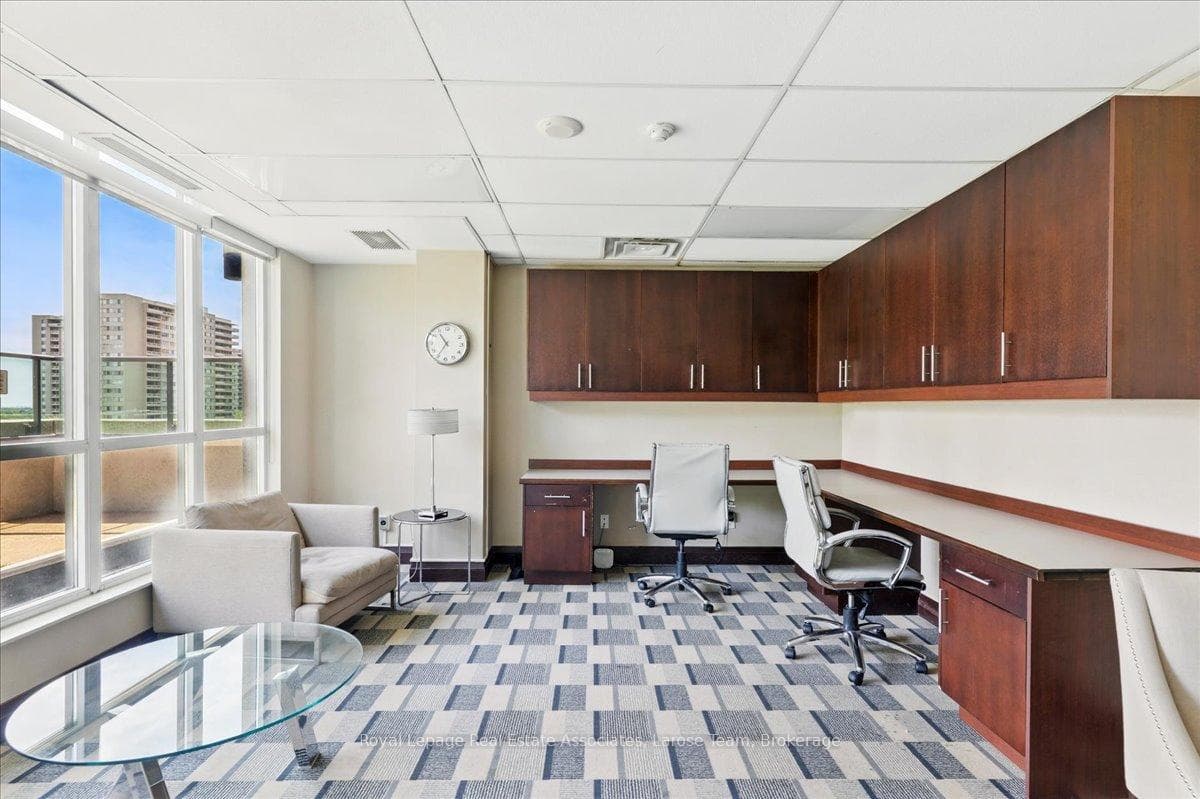 3701- 208 Enfield Place — property photo