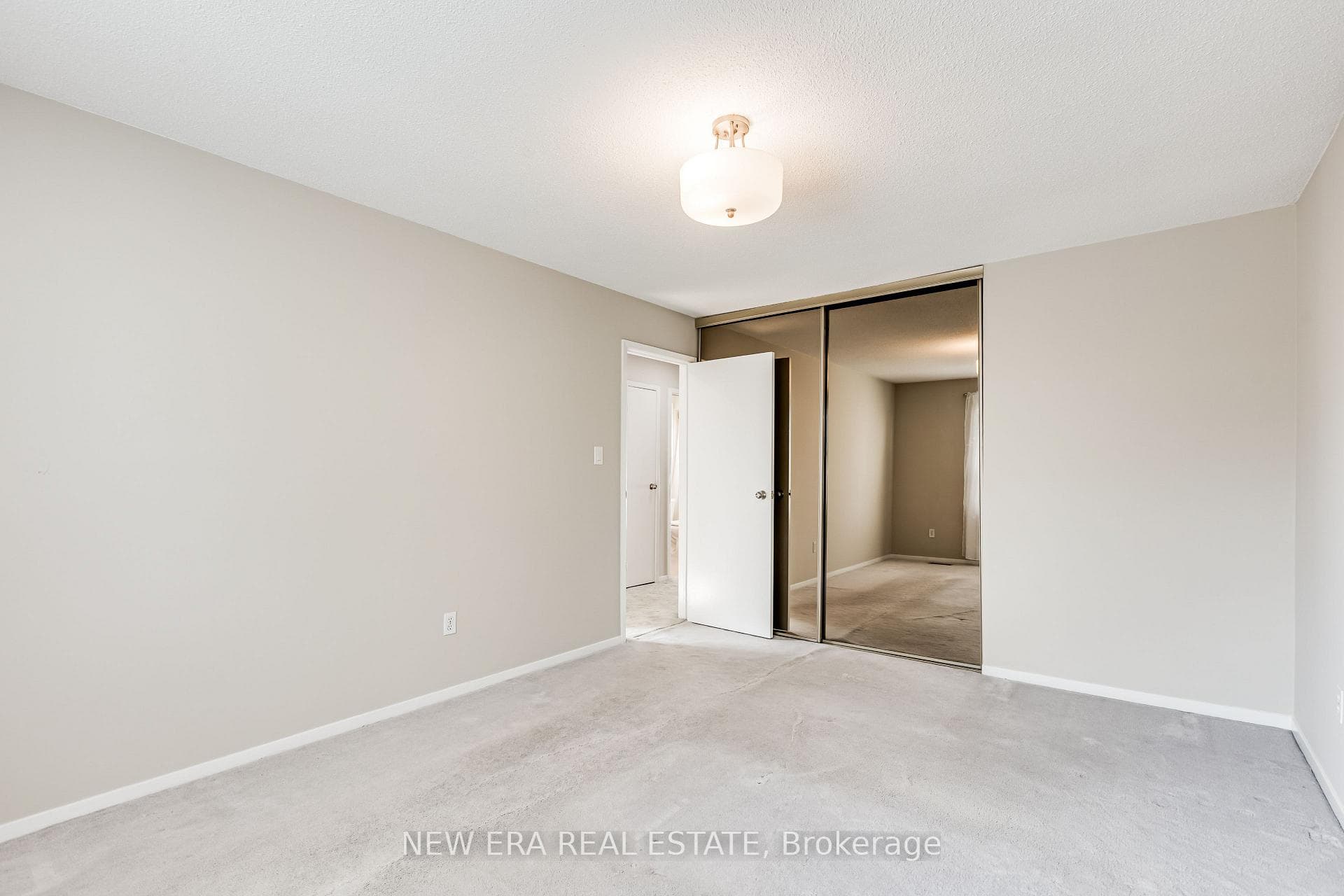 4059 Teakwood Drive — property photo