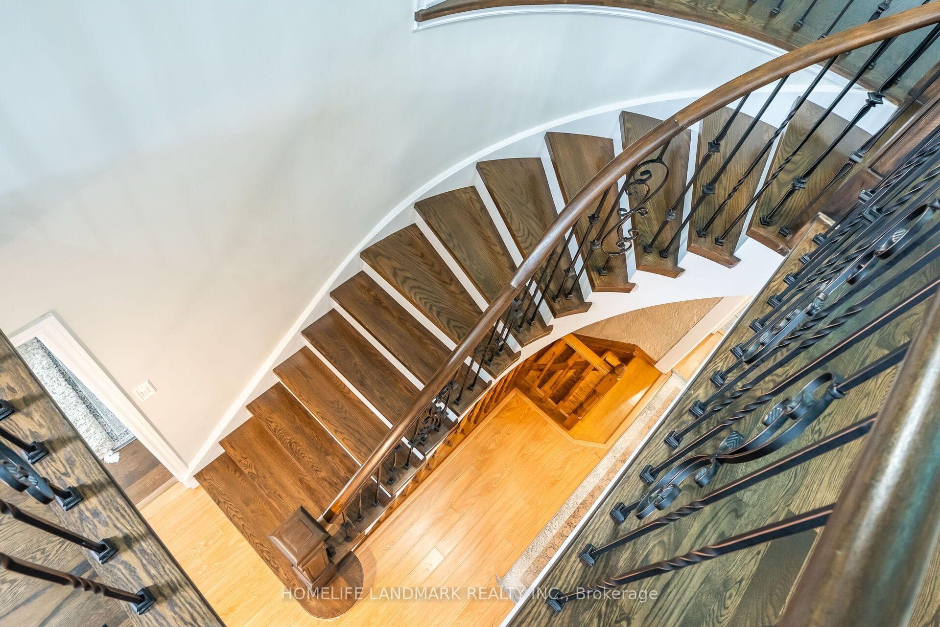 6200 Osprey Boulevard — property photo