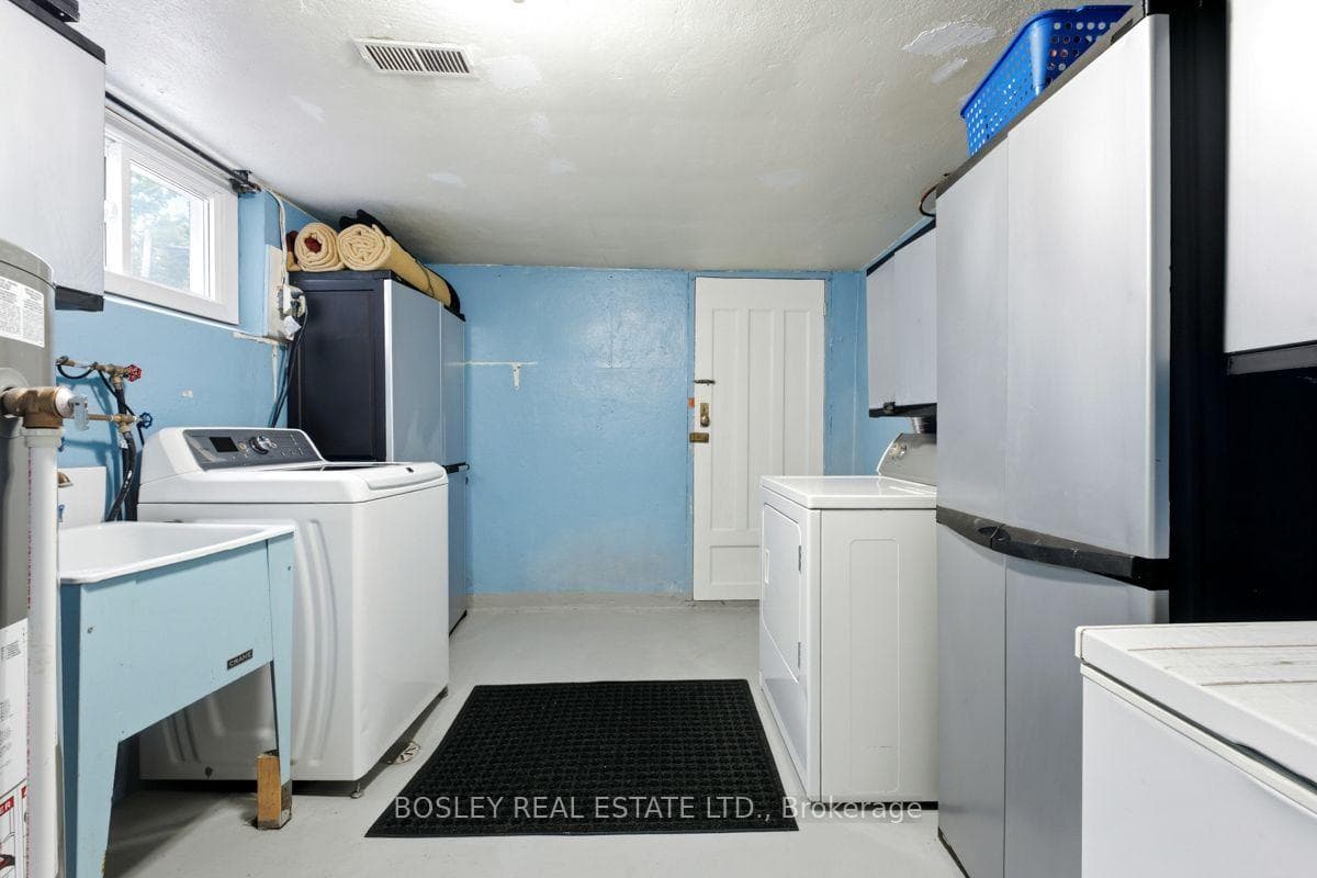 308 Springdale Boulevard — property photo