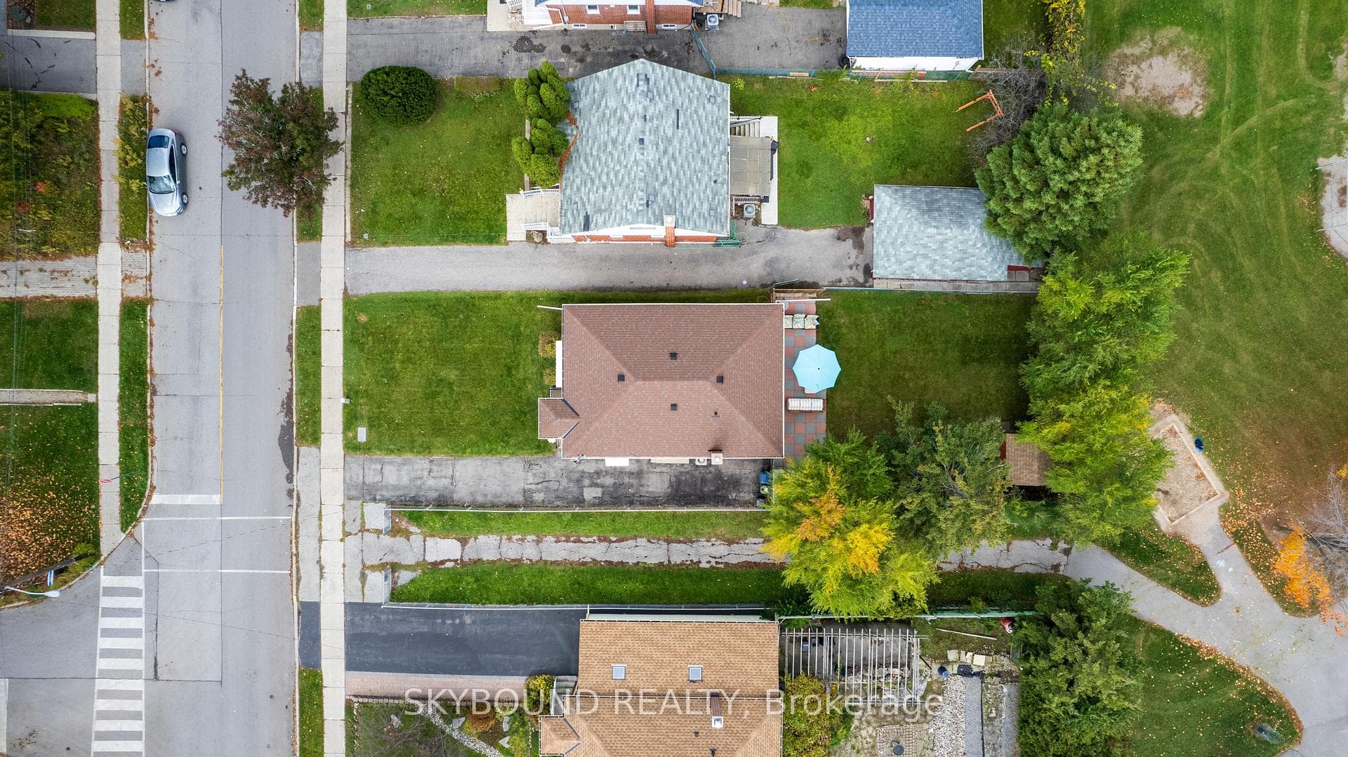 139 Tower Drive — property photo