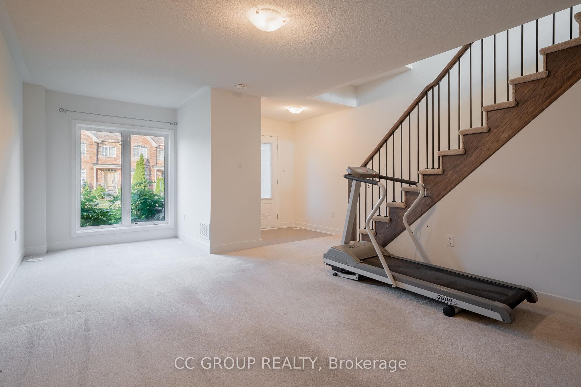 3 Donald Fleming Way — property photo