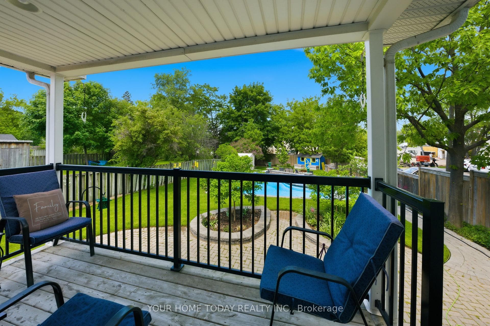 16 Normandy Boulevard — property photo