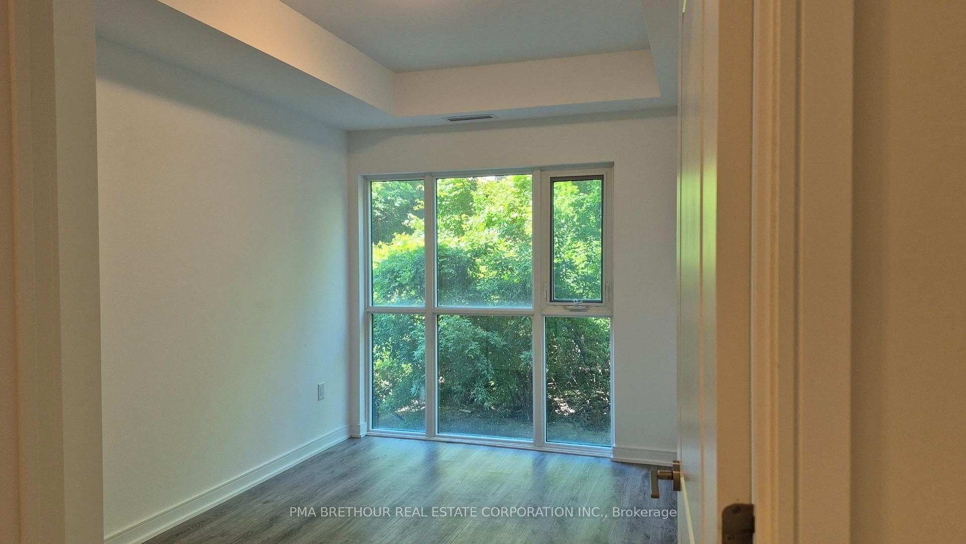 208- 25 Neighbourhood Lane — property photo