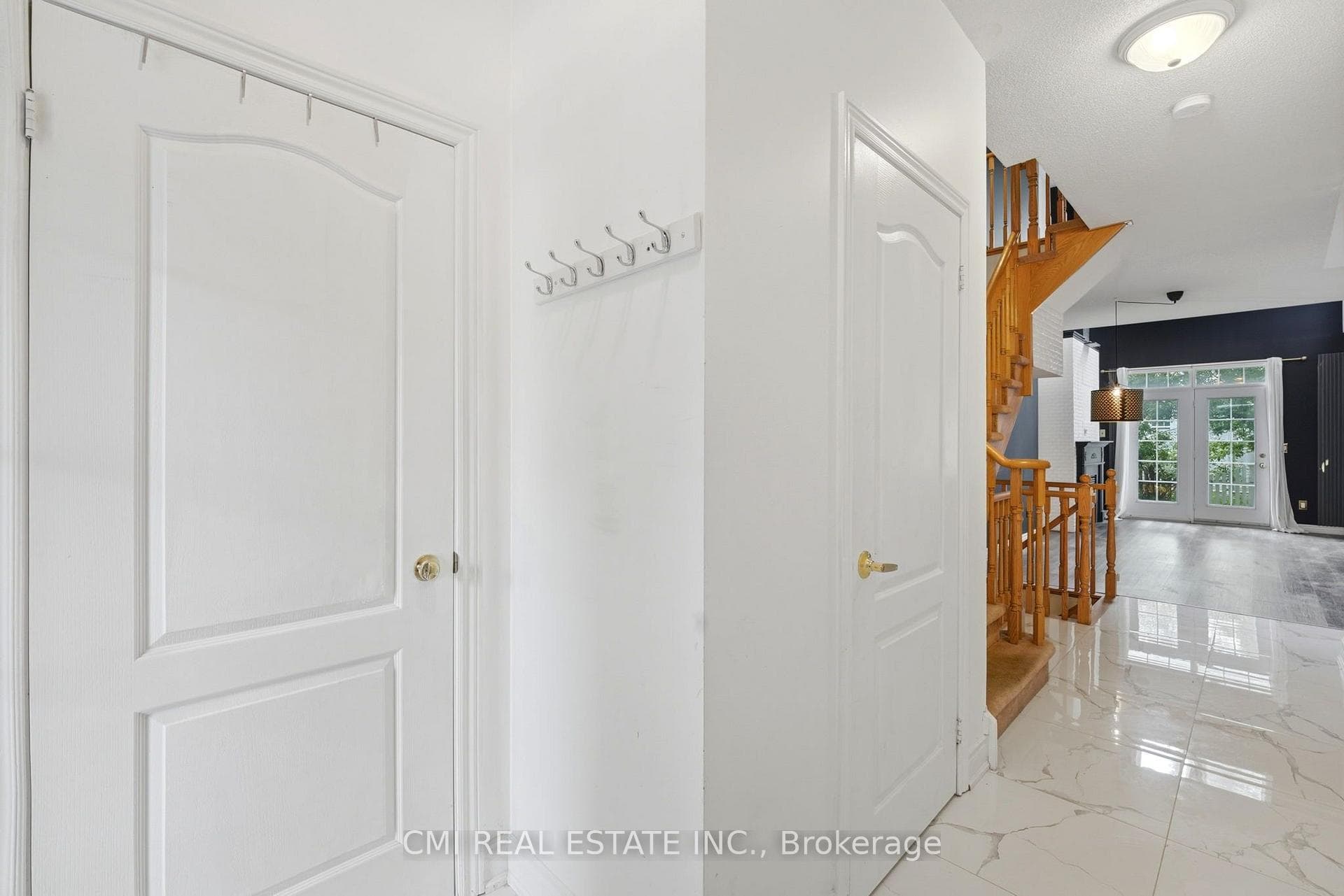 21- 1295 Wharf Street — property photo
