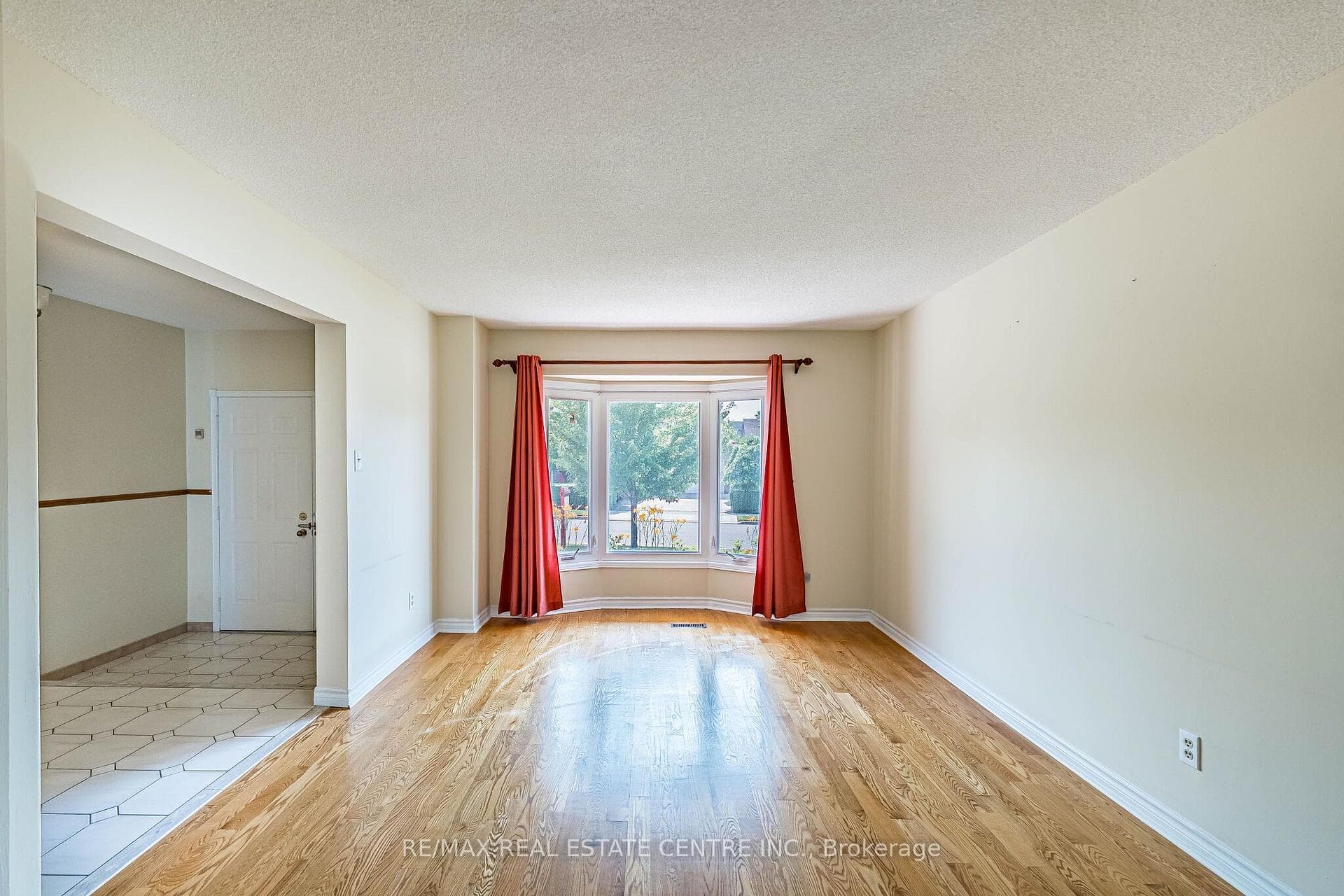 42 Lafleur Court — property photo