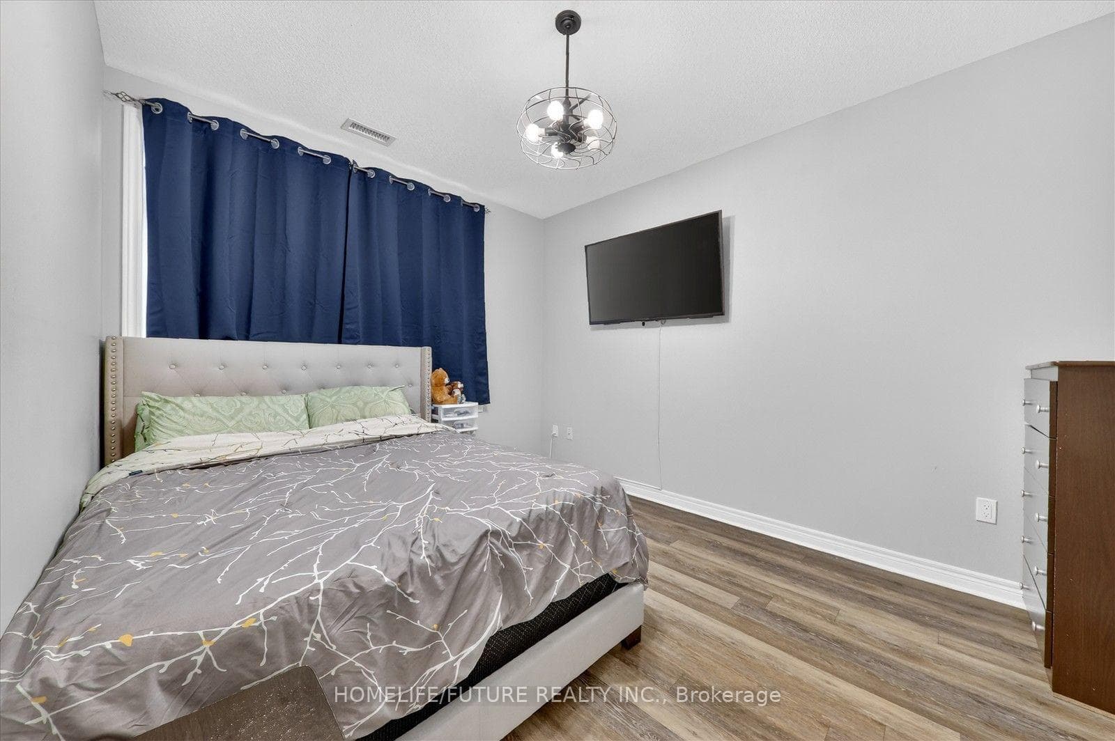 125- 7325 Markham Road — property photo