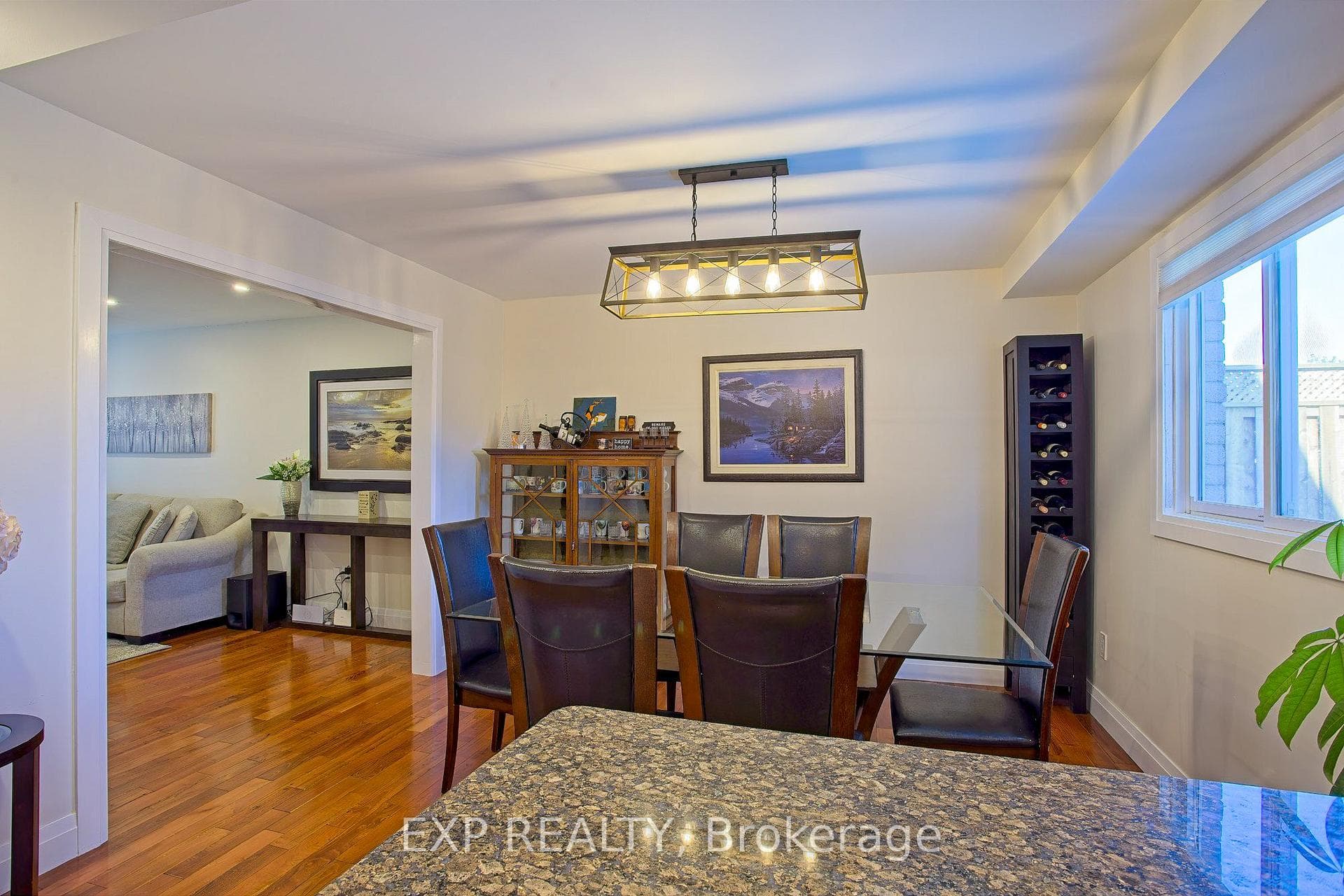 39 Ainsworth Street — property photo