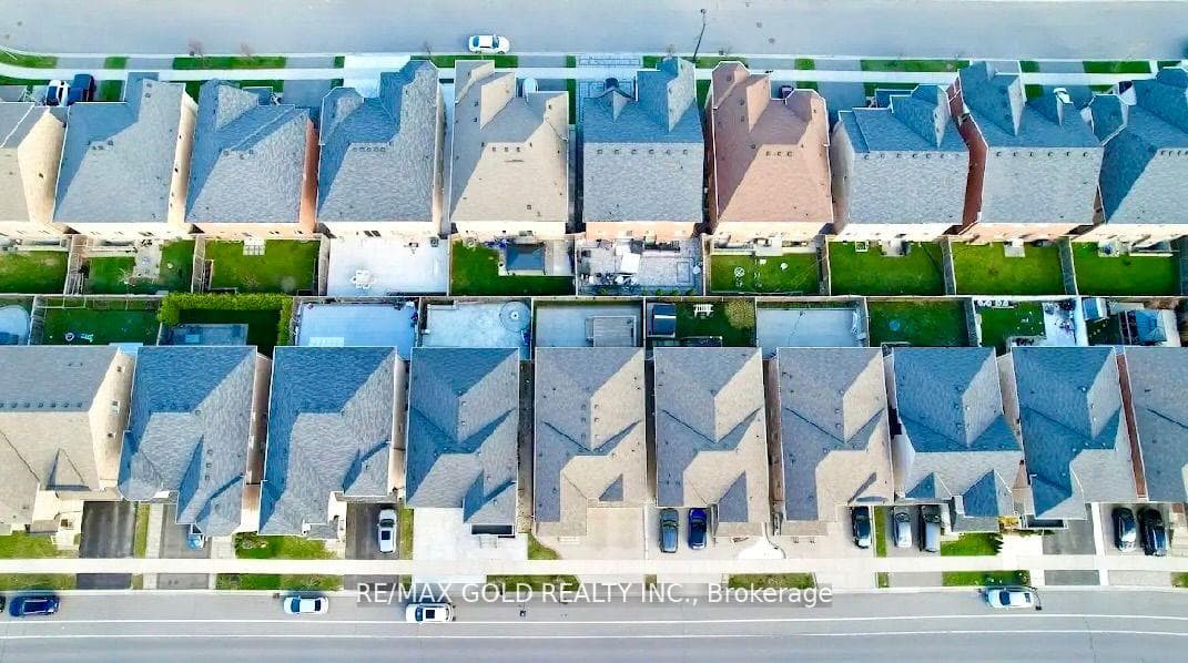 298 Etheridge Avenue — property photo