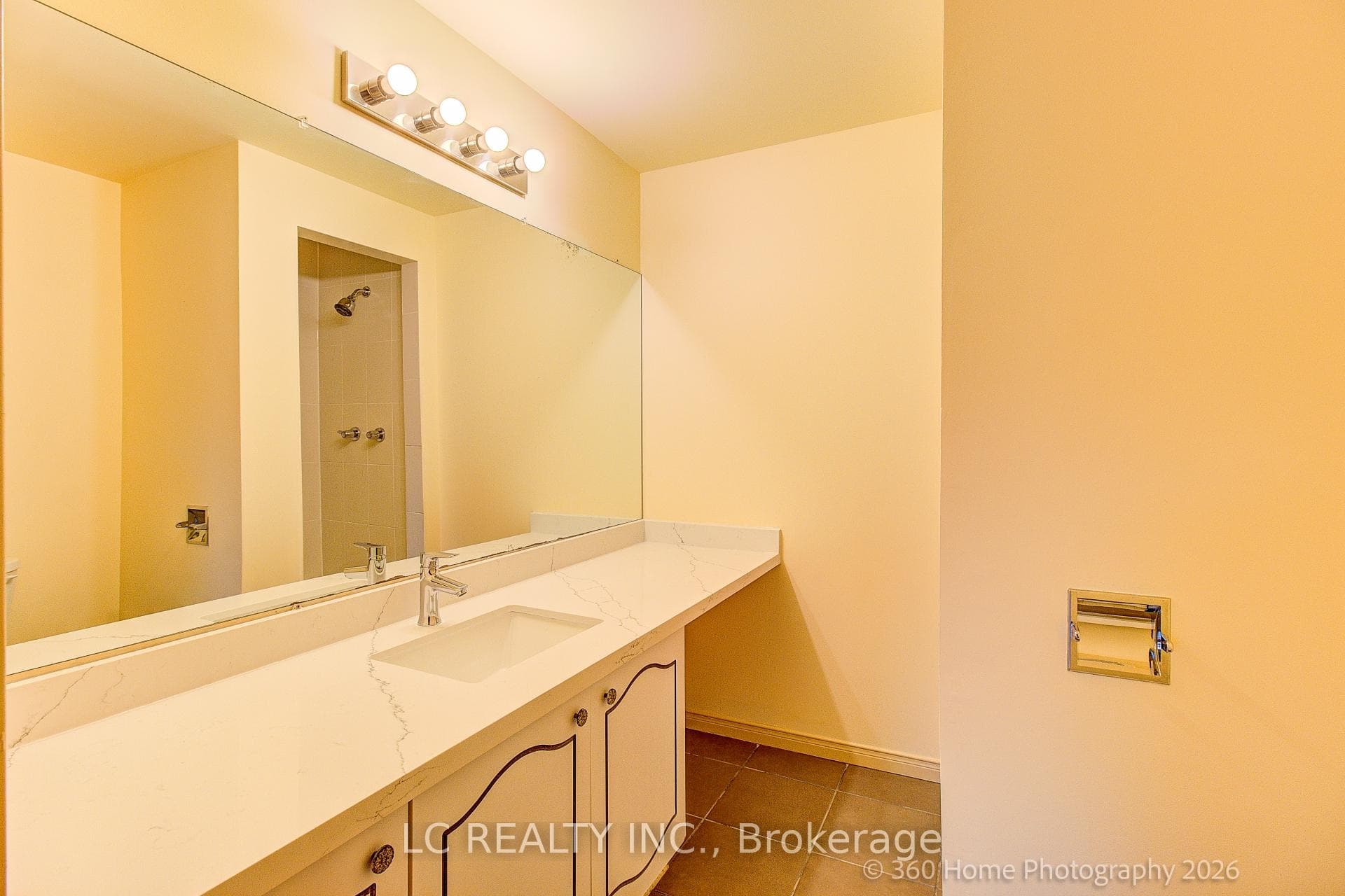 70 Dutch myrtle Way — property photo