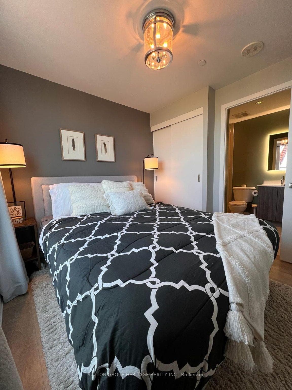 702- 1401 O'connor Drive — property photo