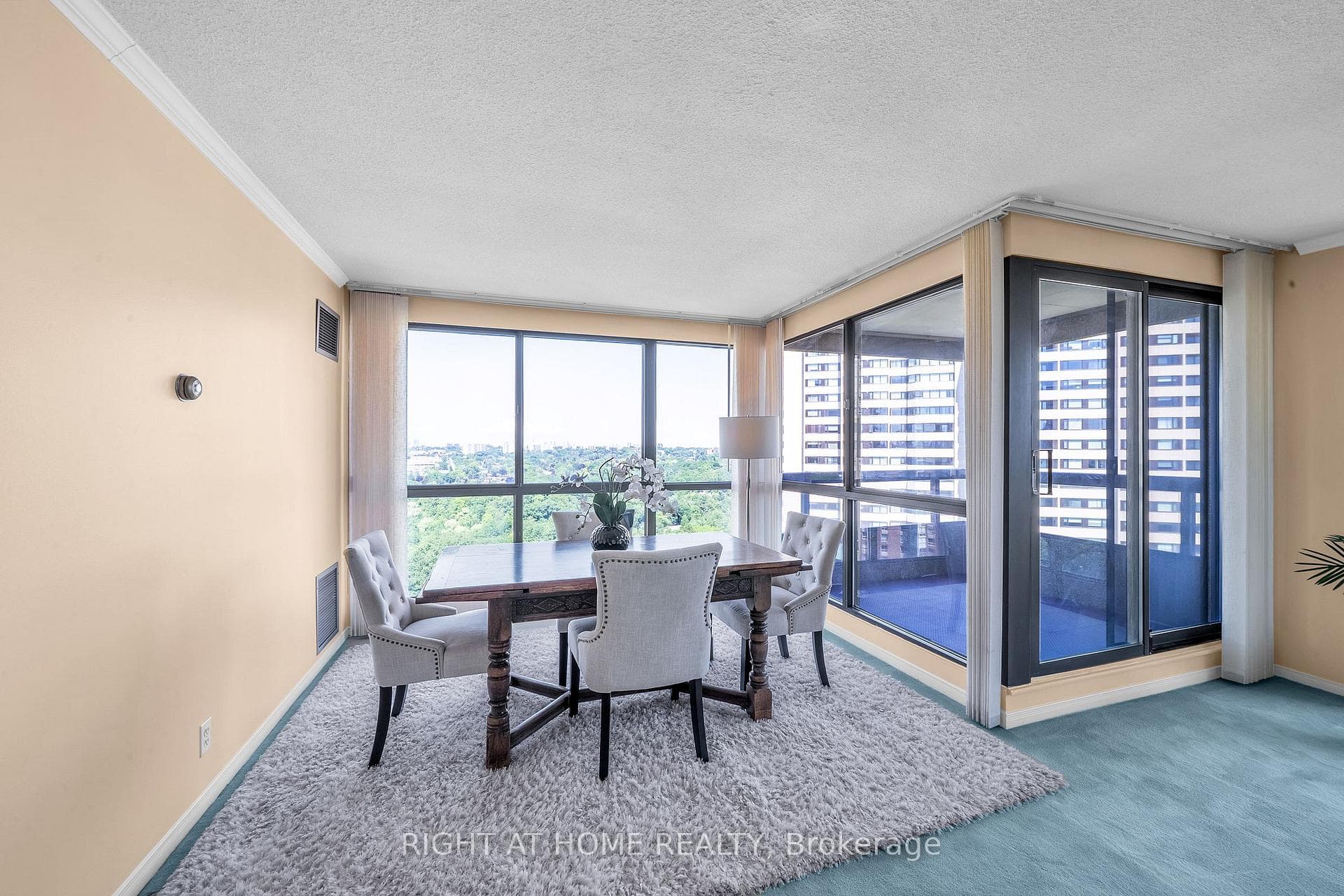 1801- 1 Concorde Place — property photo