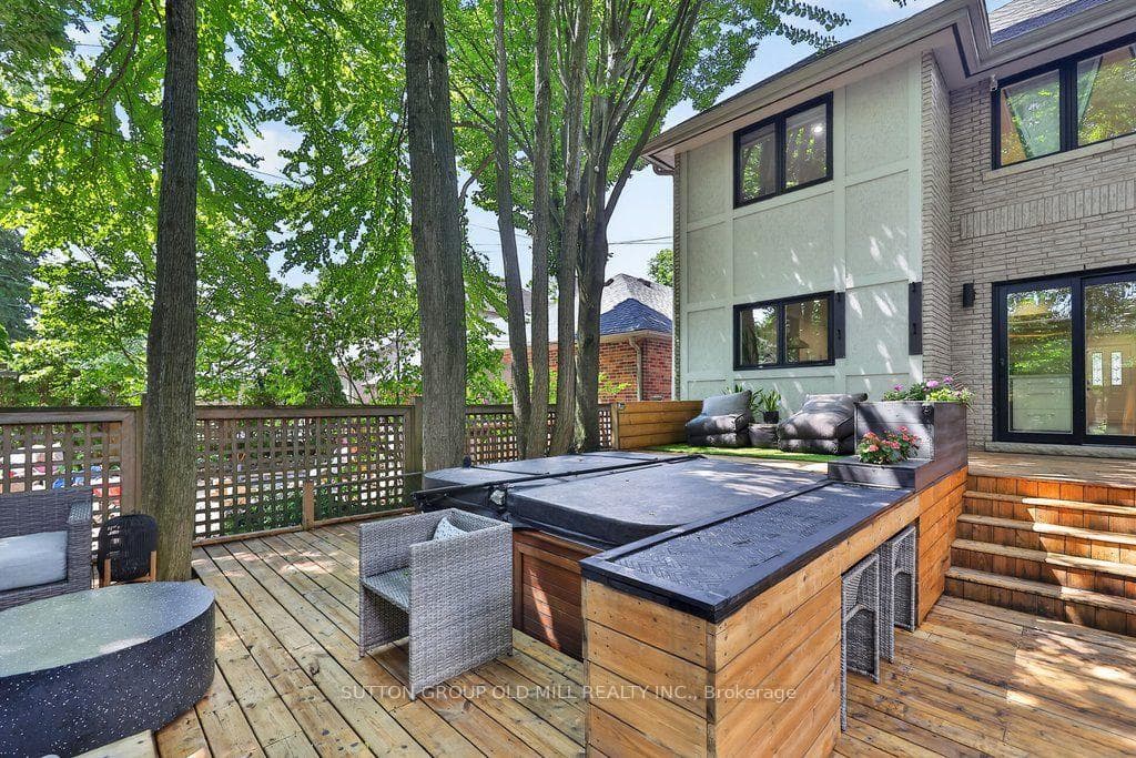 51 Princeton Road — property photo