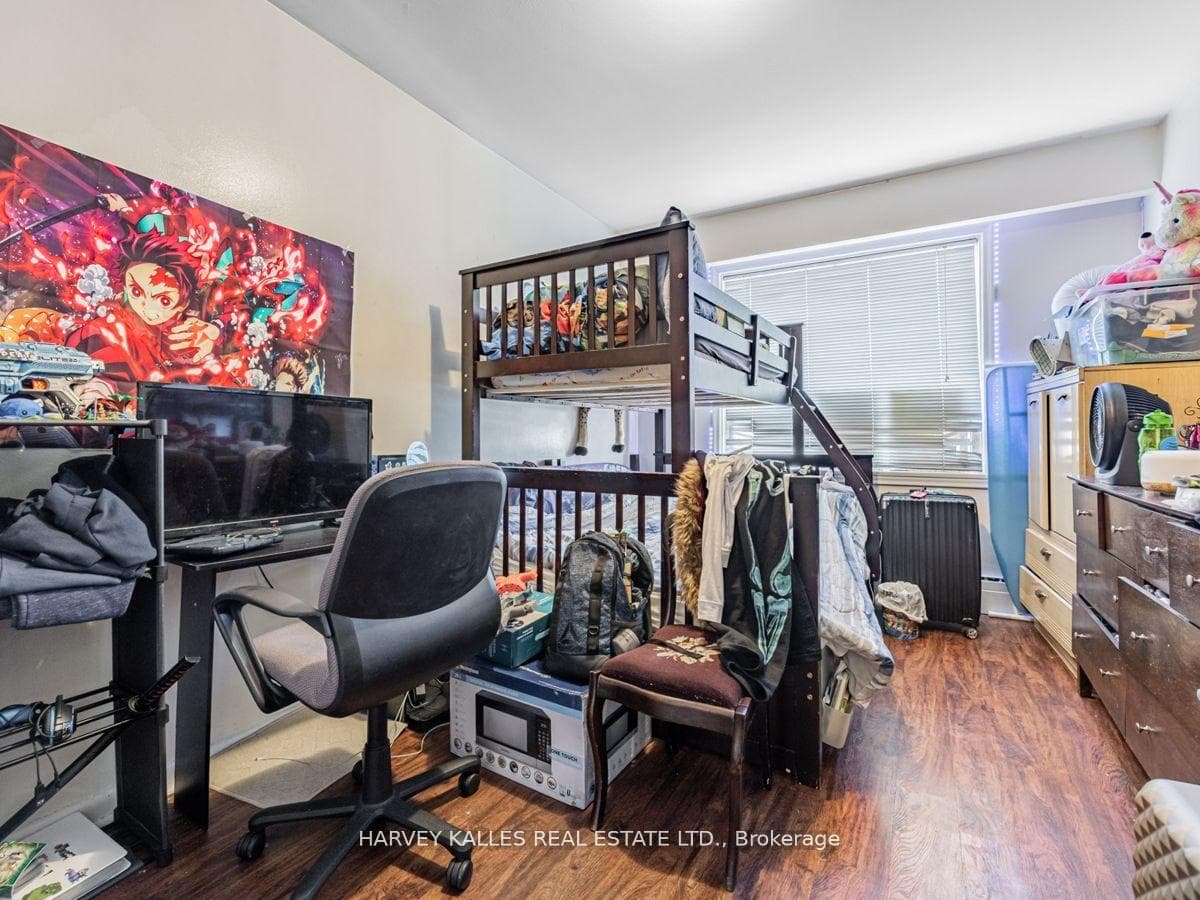 6 Carrington Avenue — property photo
