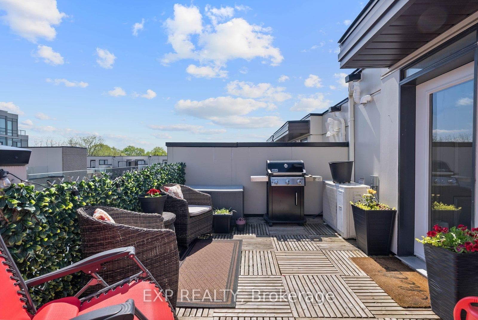 89- 30 Fieldway Road — property photo