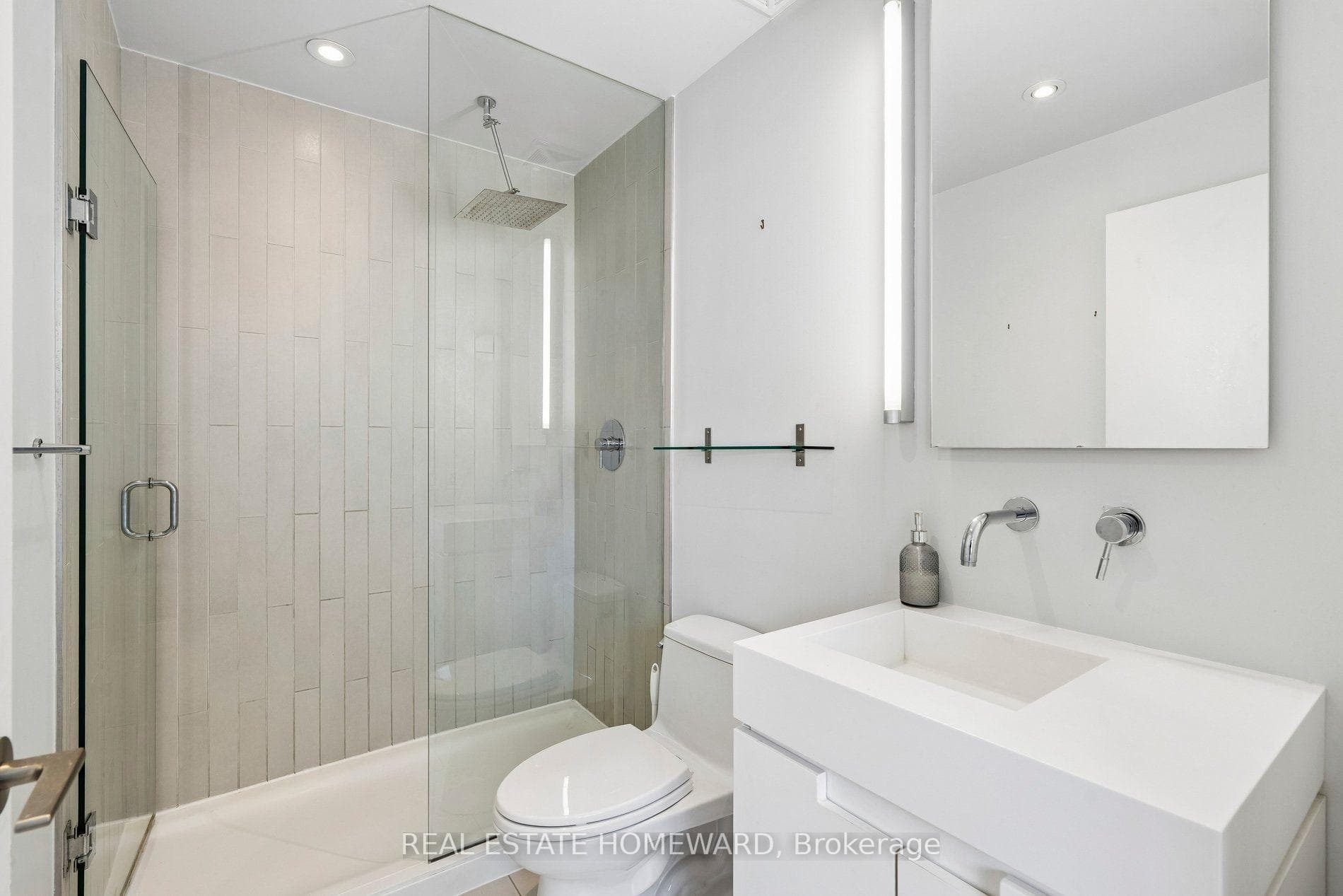 807- 25 Oxley Street — property photo