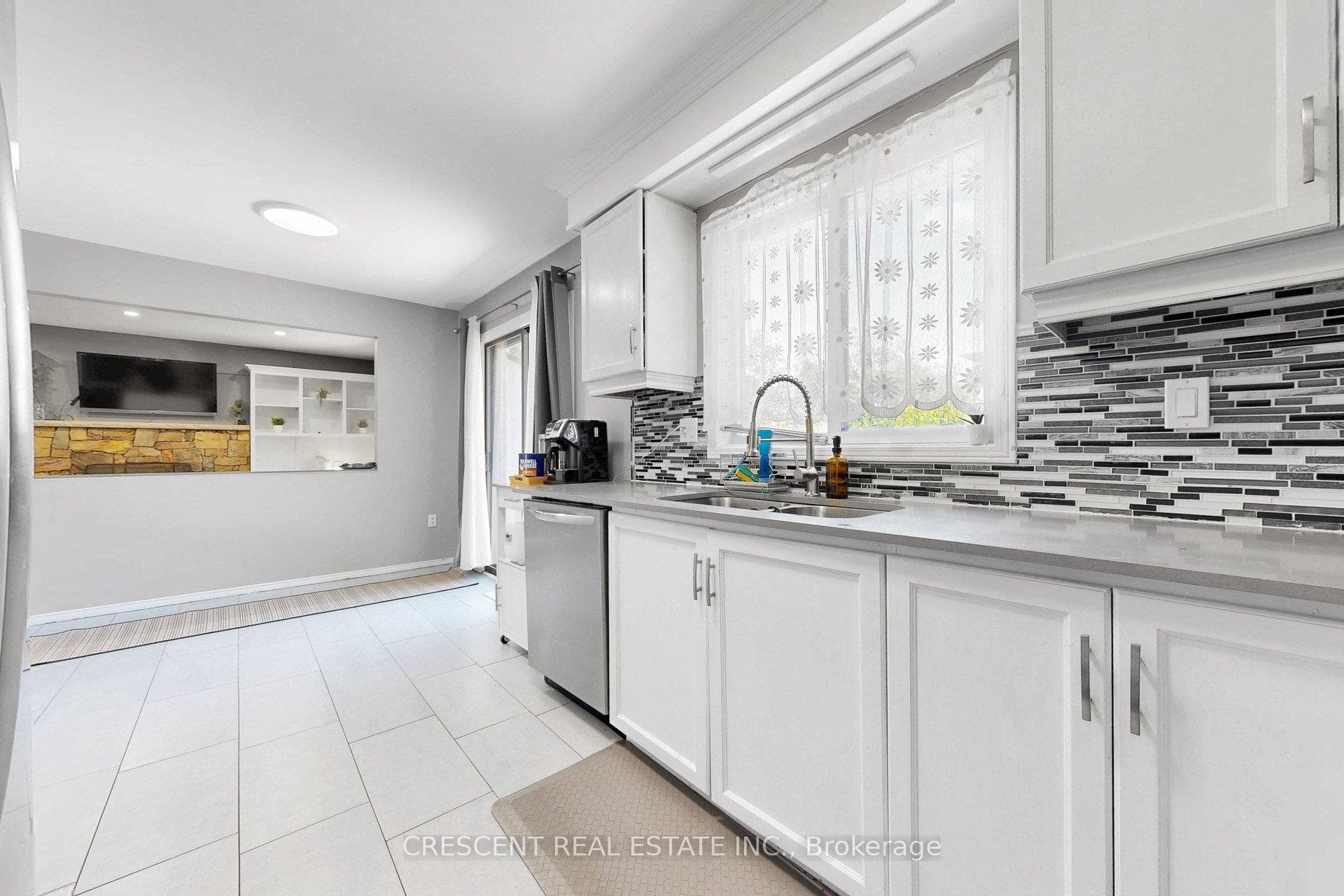 46 Pearson Drive — property photo