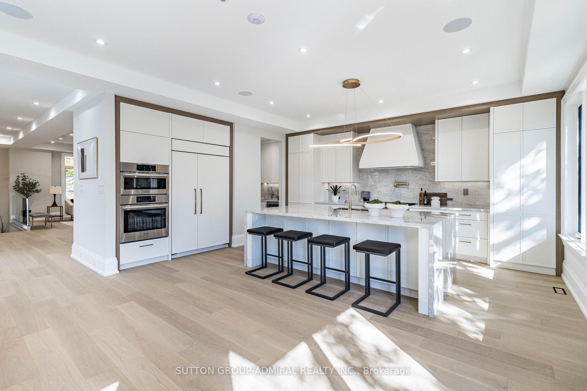 25 Yorkview Drive — property photo