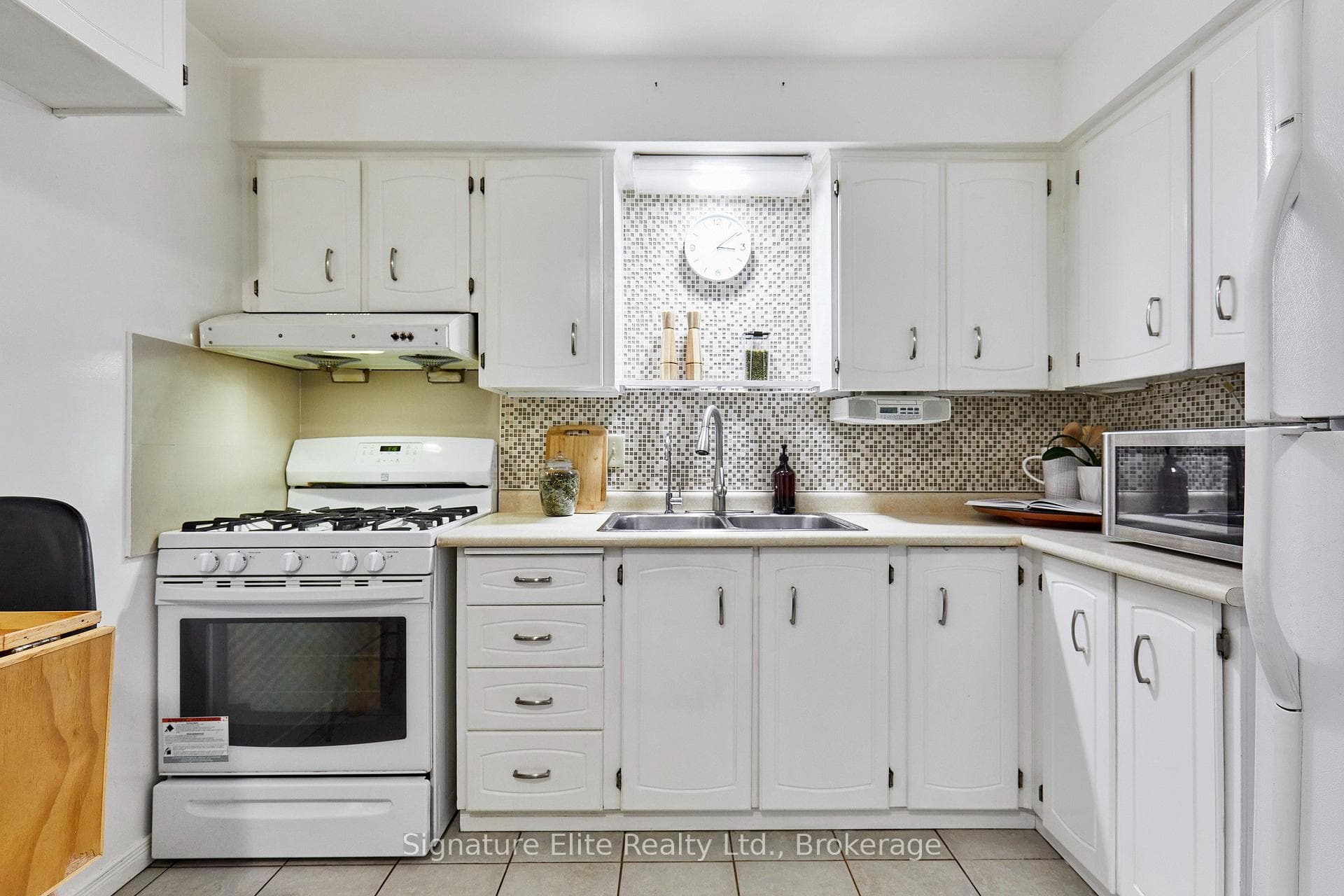 10- 331 Military Trail — property photo