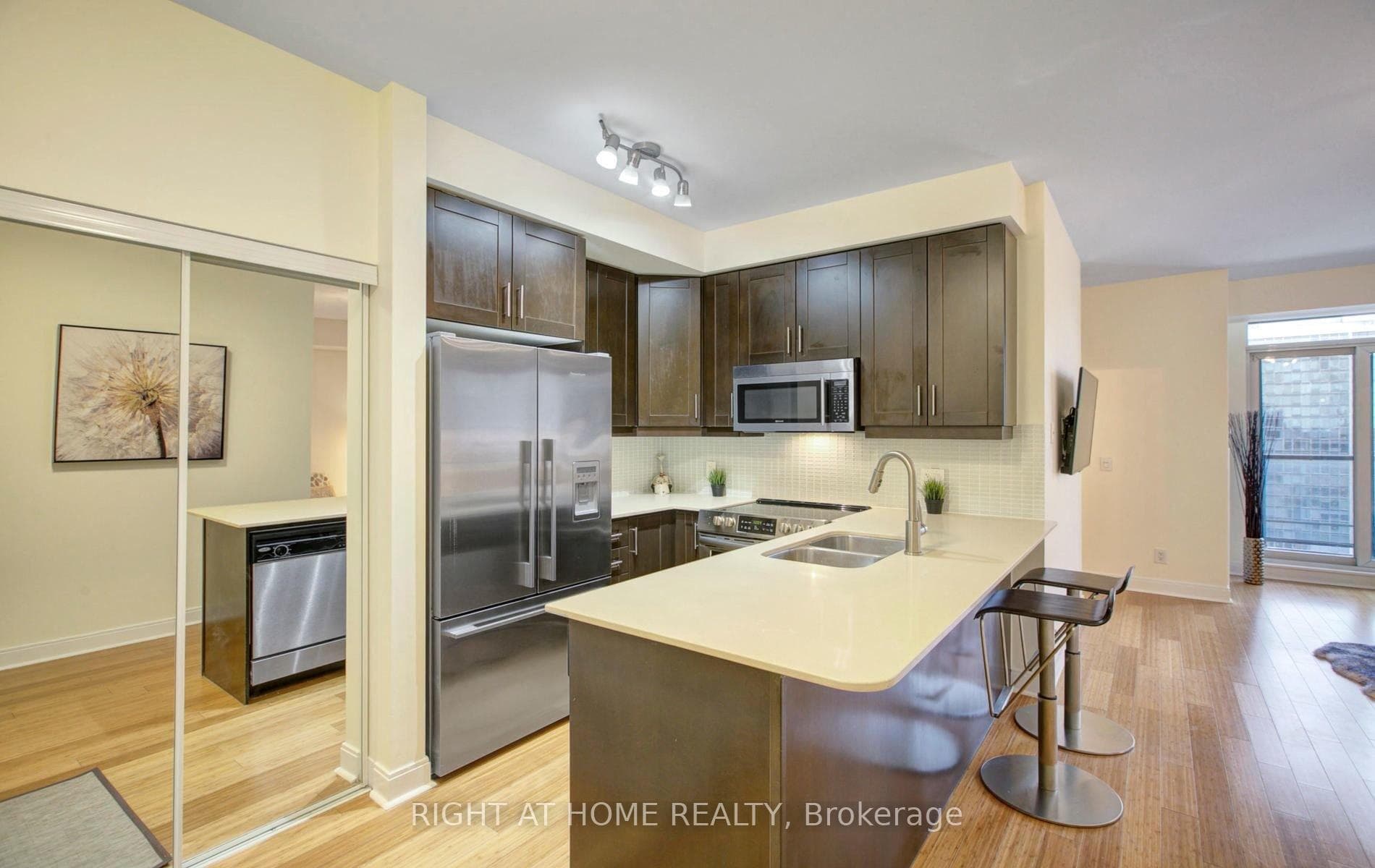 1409- 1 Scott Street — property photo
