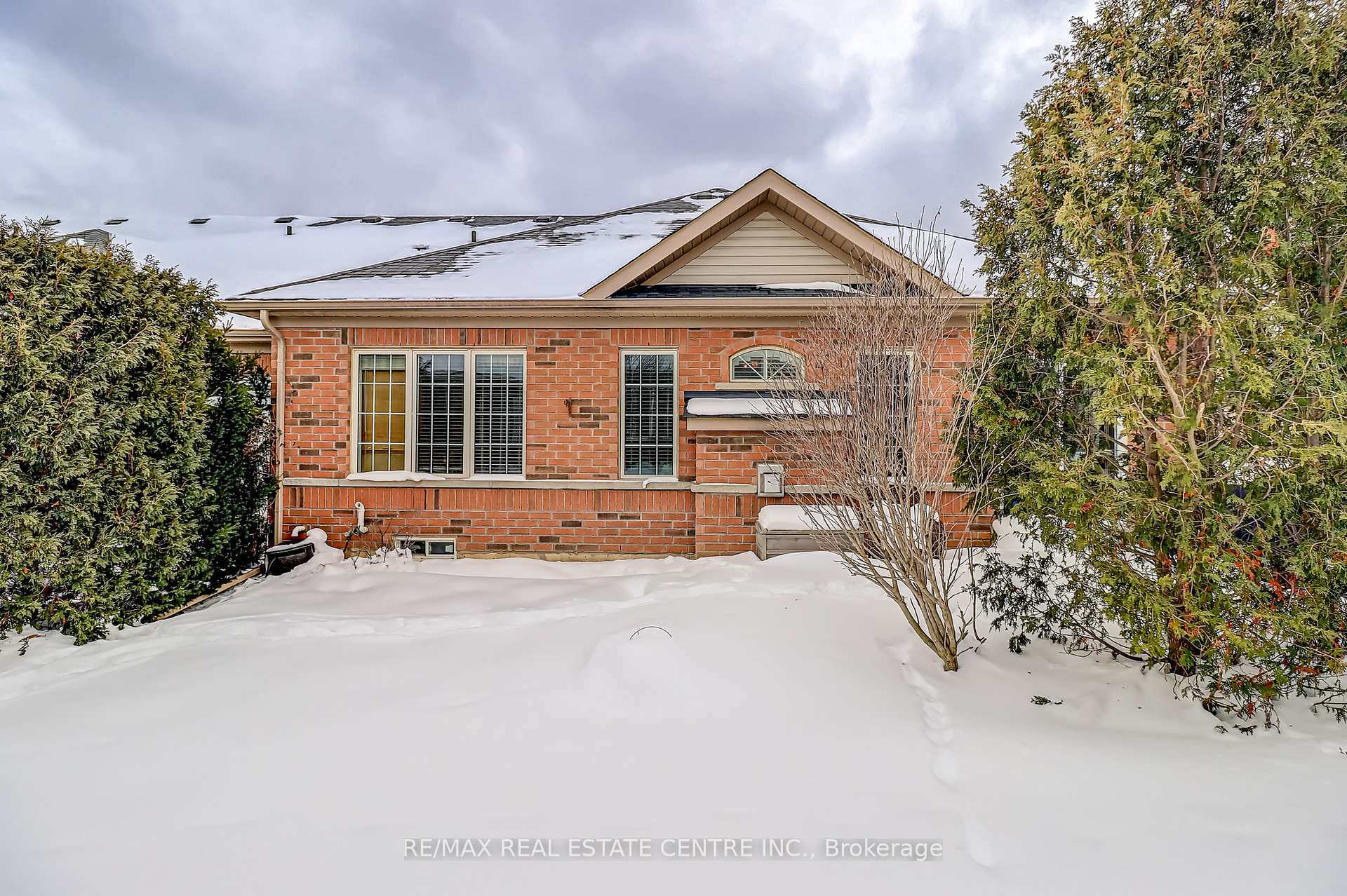 2 Alisma Trail — property photo