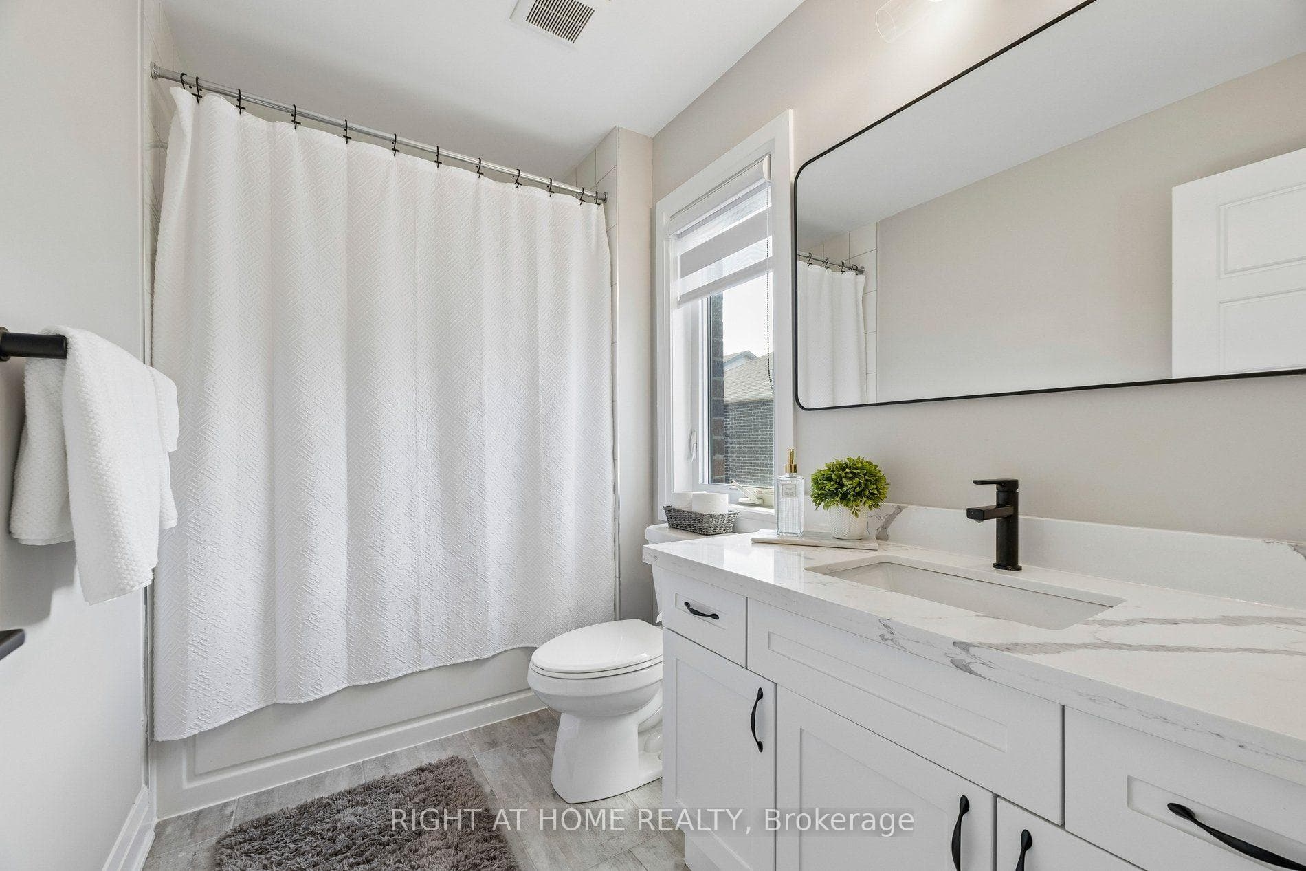 2989 Heartwood Lane — property photo