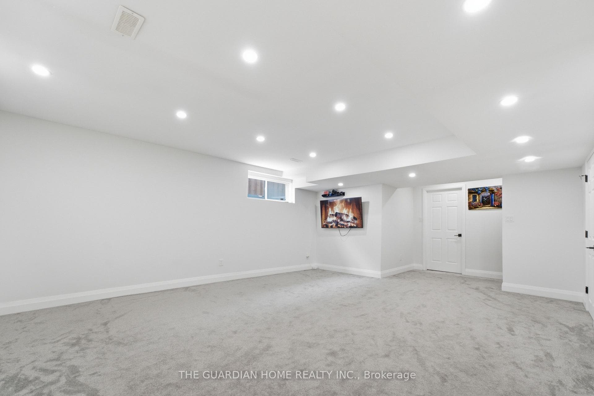 1227 Grandview Street — property photo
