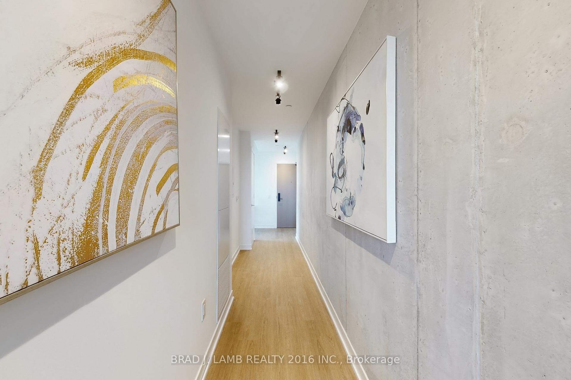 705- 195 McCaul Street — property photo