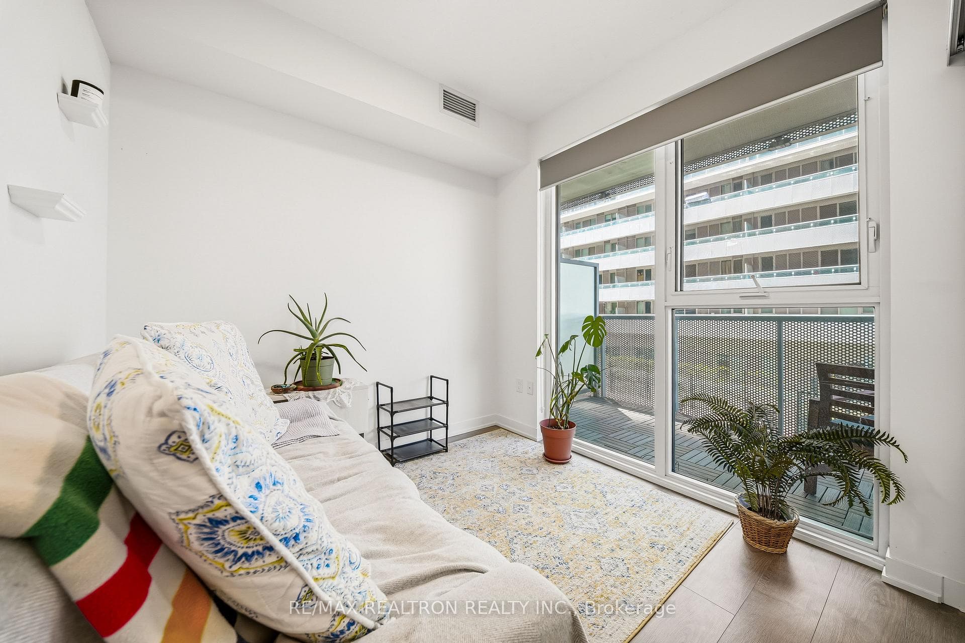 416- 20 Richardson Street — property photo
