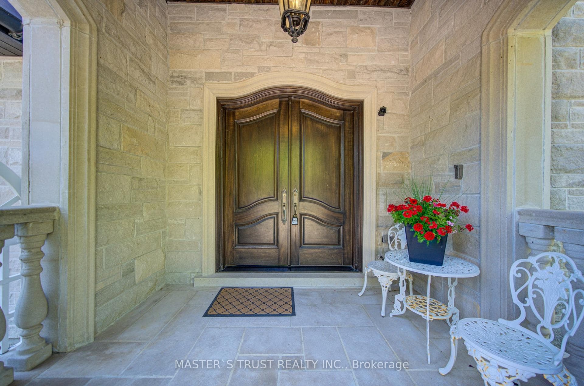 727 Sunset Beach Road — property photo