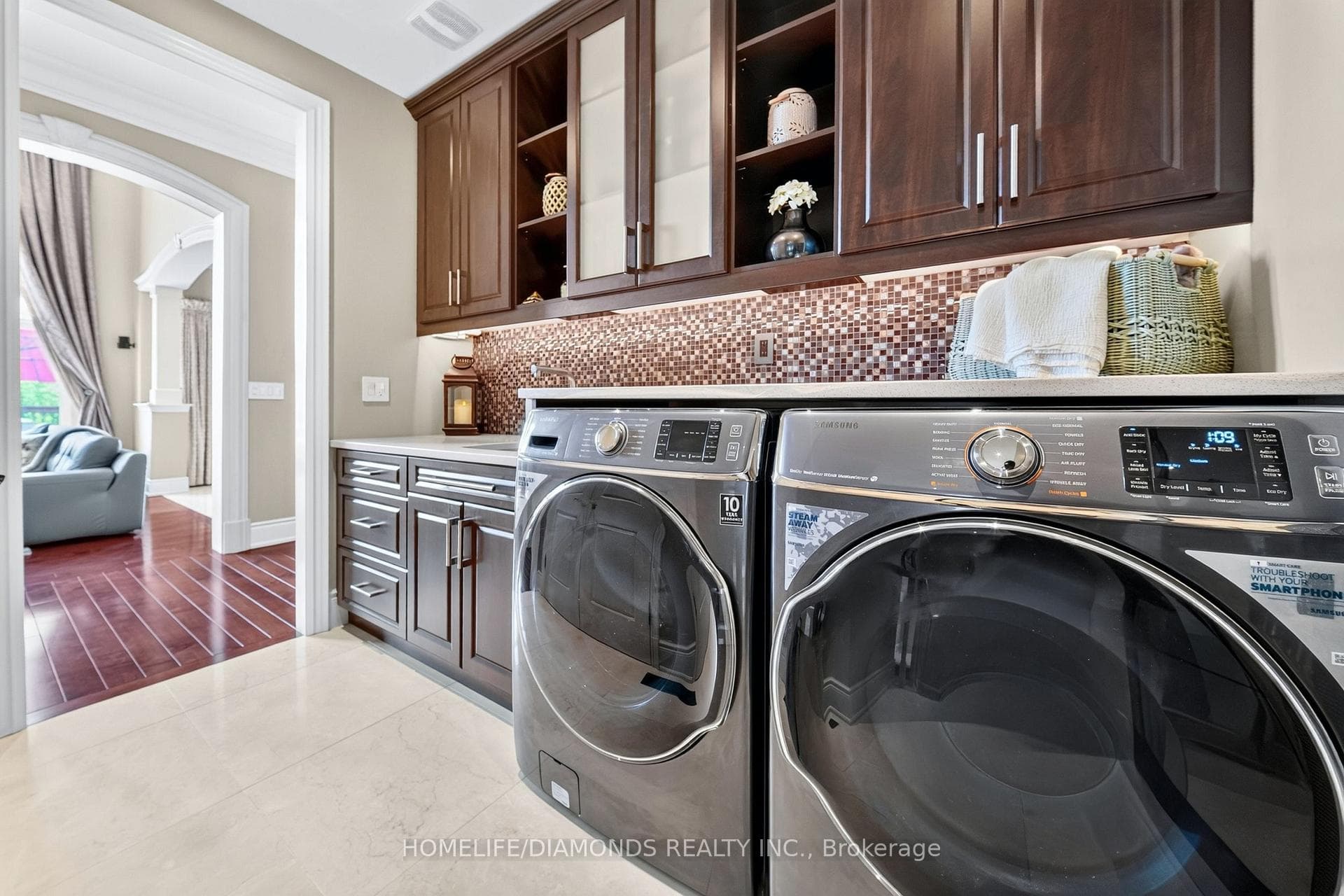 115 LATANIA Boulevard — property photo