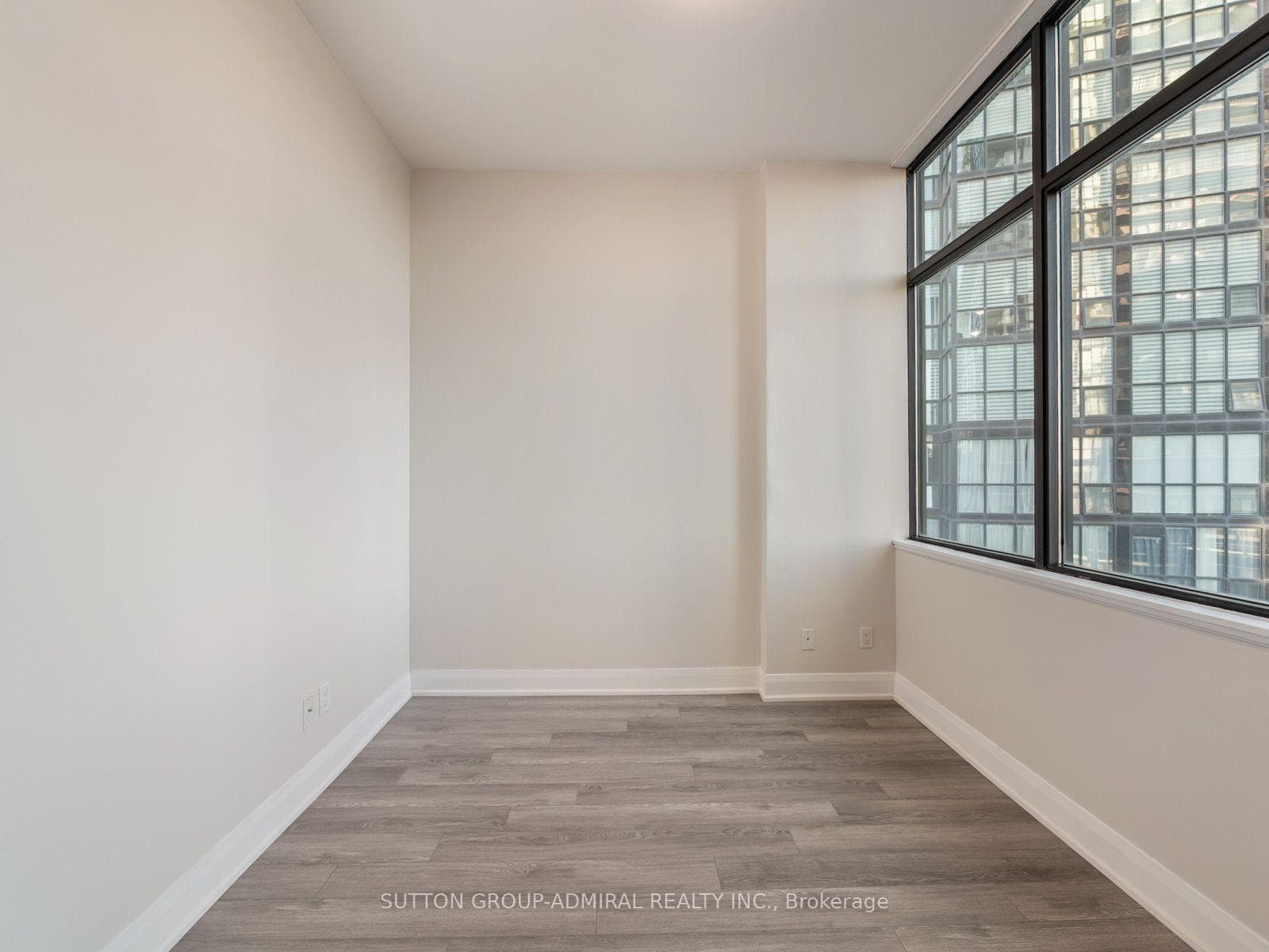 512- 2900 Highway 7 N/A — property photo