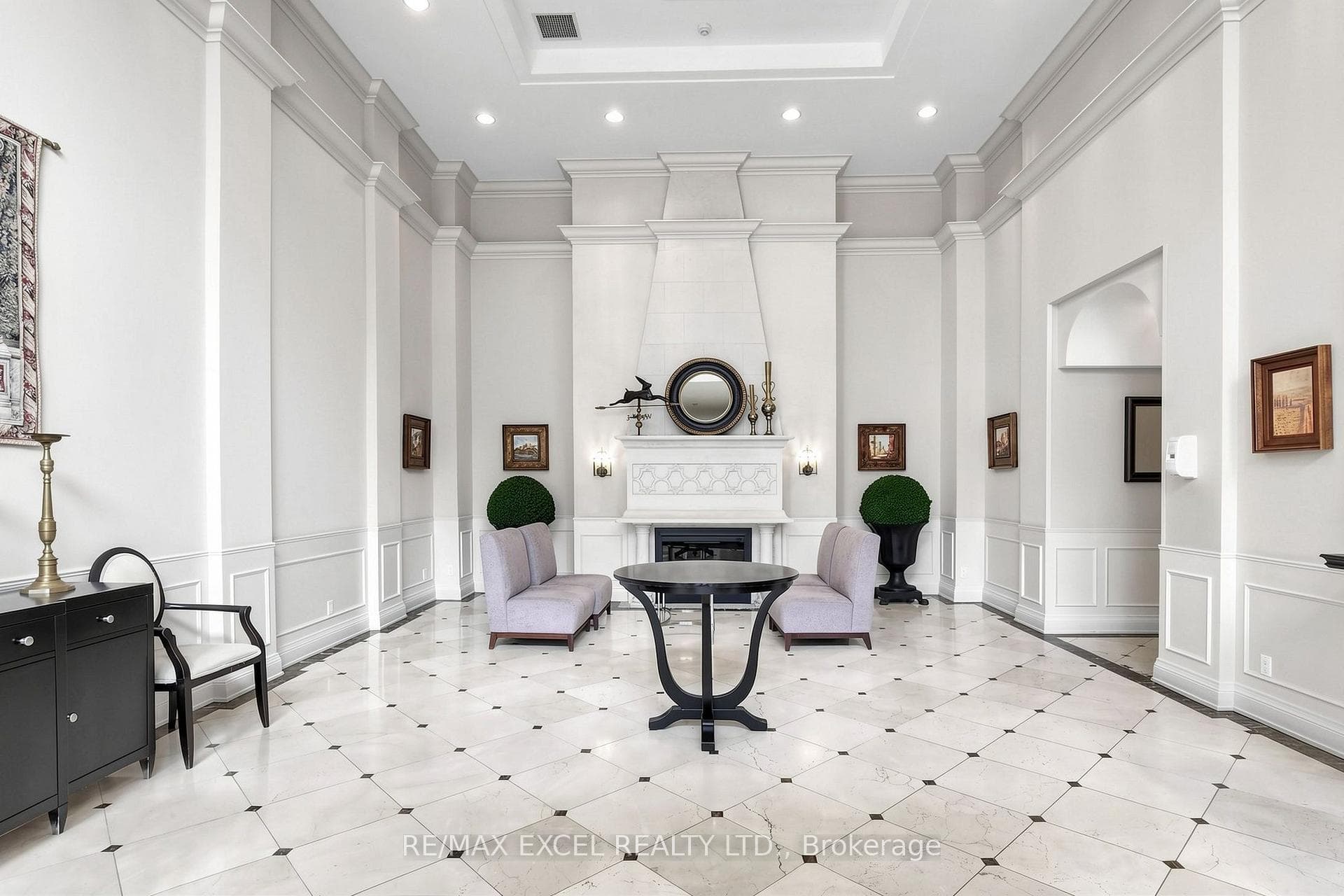 508- 350 Red Maple Road — property photo