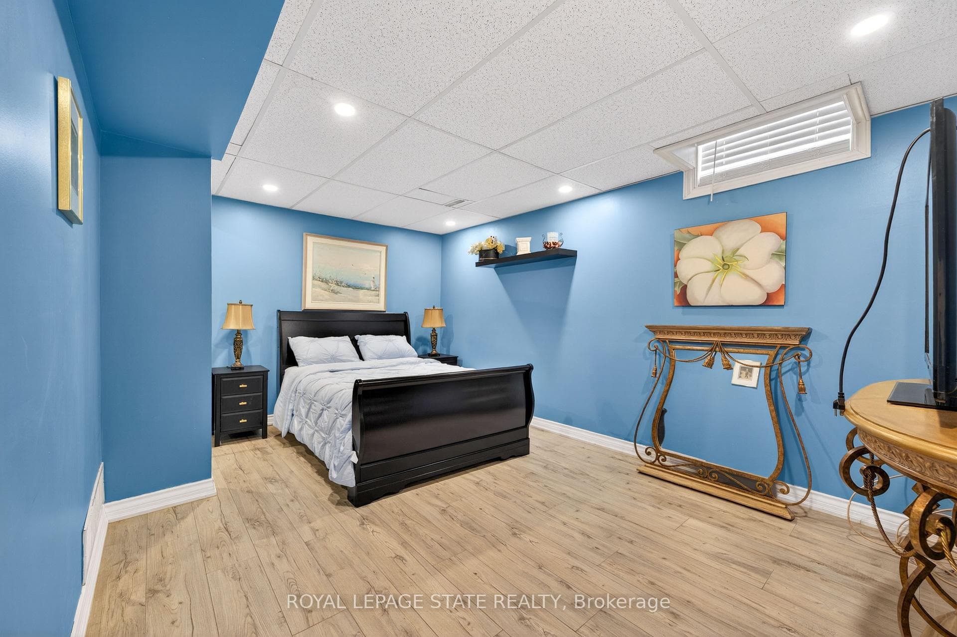 3086 Swansea Drive — property photo