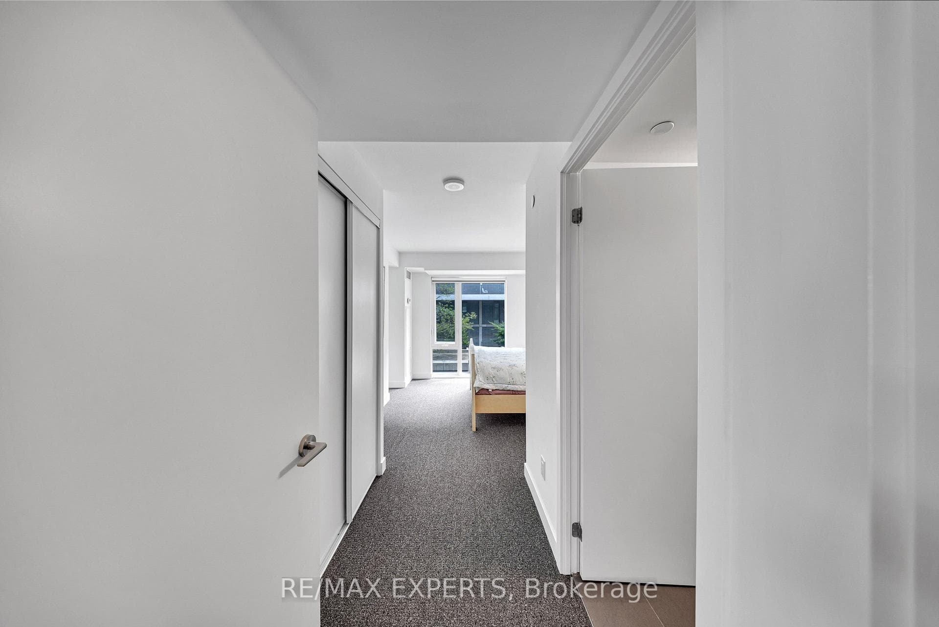 109- 160 Flemington Road — property photo