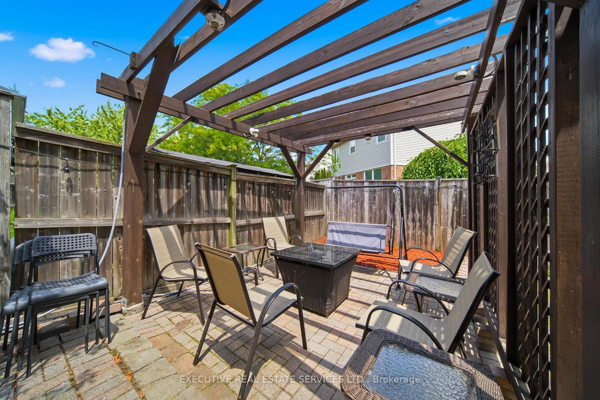 51 Worthington Avenue — property photo