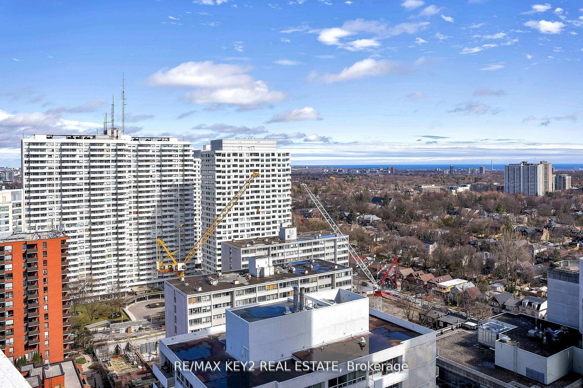 3402- 2221 Yonge Street — property photo