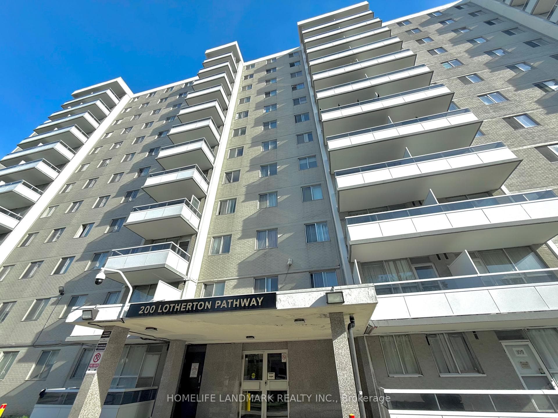 506- 200 Lotherton Pathway — property photo