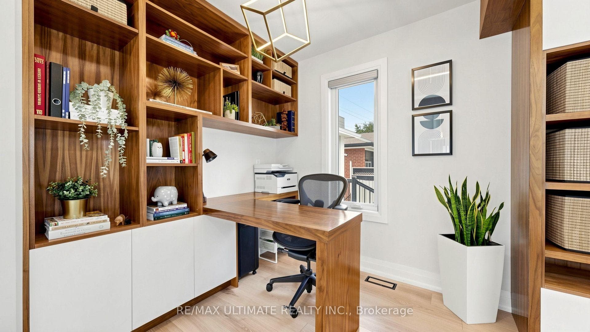 73 Bowerbank Drive — property photo