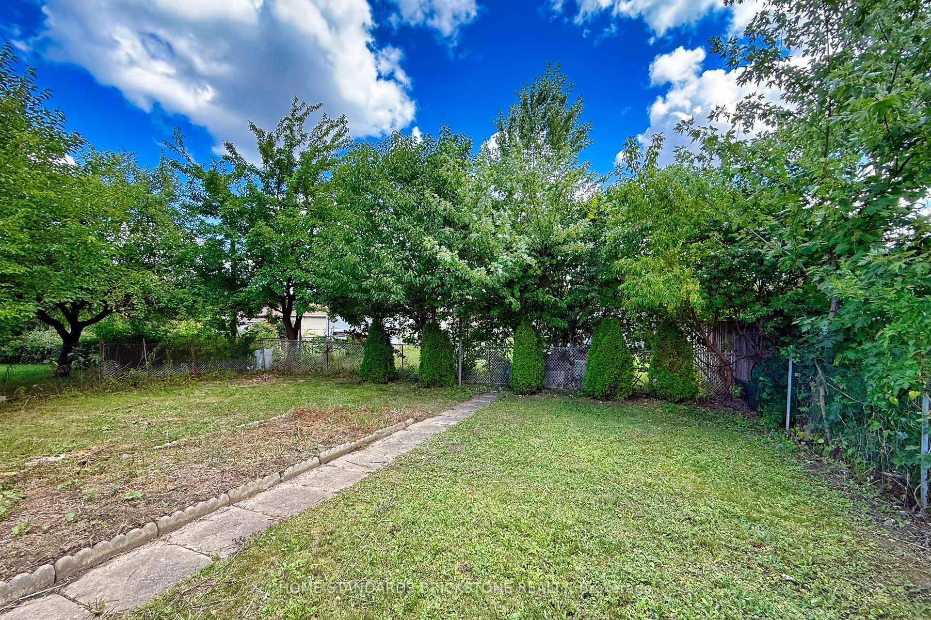 19 Granite Street — property photo