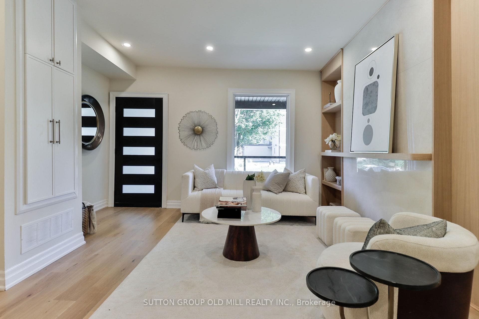 28 Eastmount Avenue — property photo