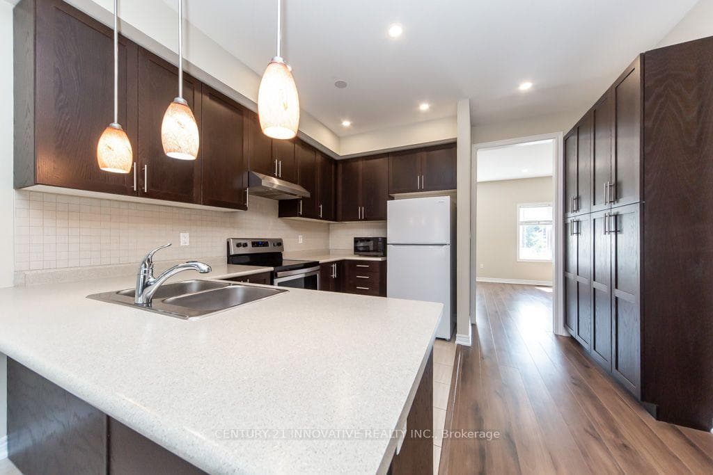 40 Waterstone Way — property photo