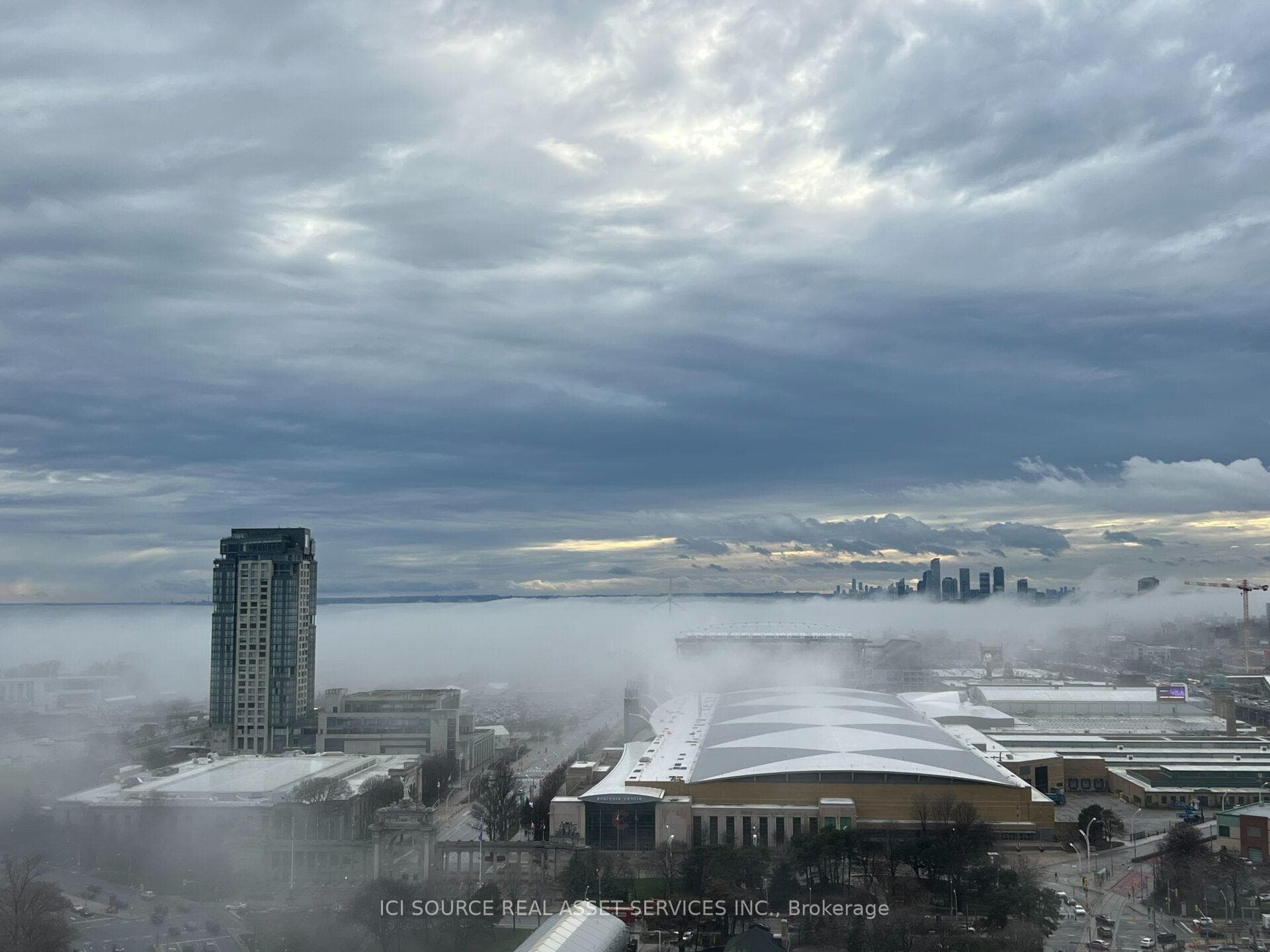 2612- 219 Fort York Boulevard — property photo